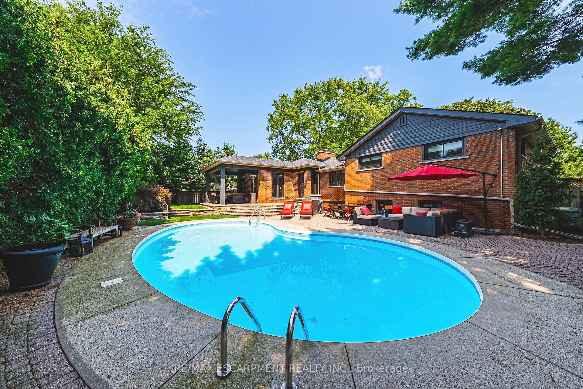 Photo 36 of 794 Falcon Boulevard, Burlington, LaSalle — HOMEH