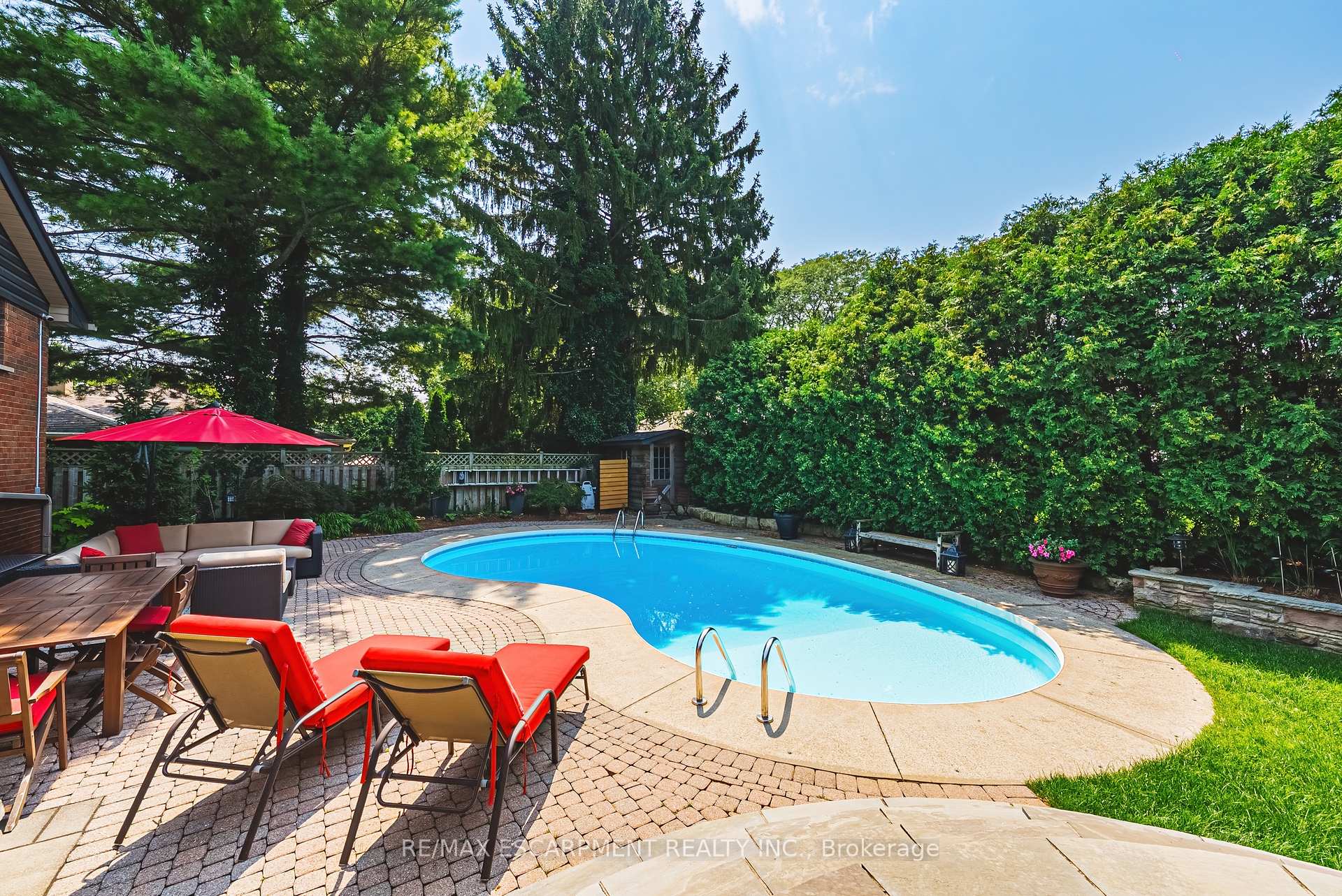Photo 37 of 794 Falcon Boulevard, Burlington, LaSalle — HOMEH