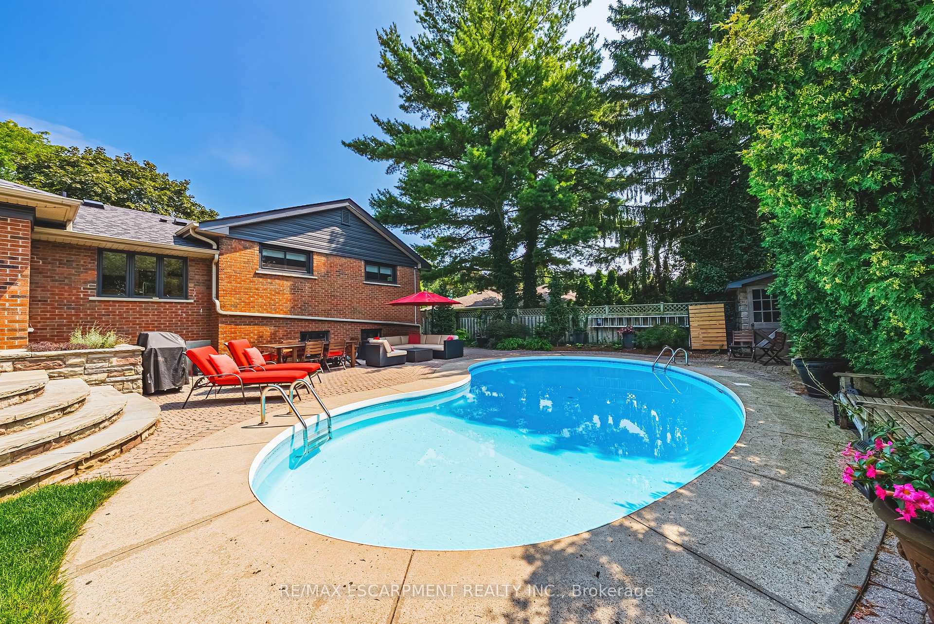 Photo 38 of 794 Falcon Boulevard, Burlington, LaSalle — HOMEH