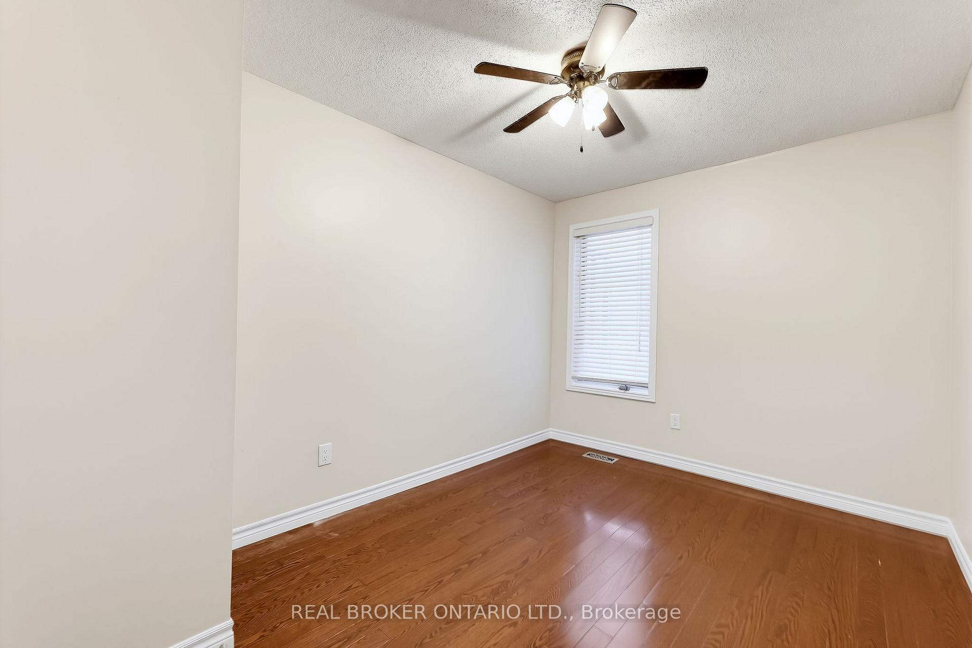 Photo 21 of 96 Munro Crescent, Uxbridge — HOMEH