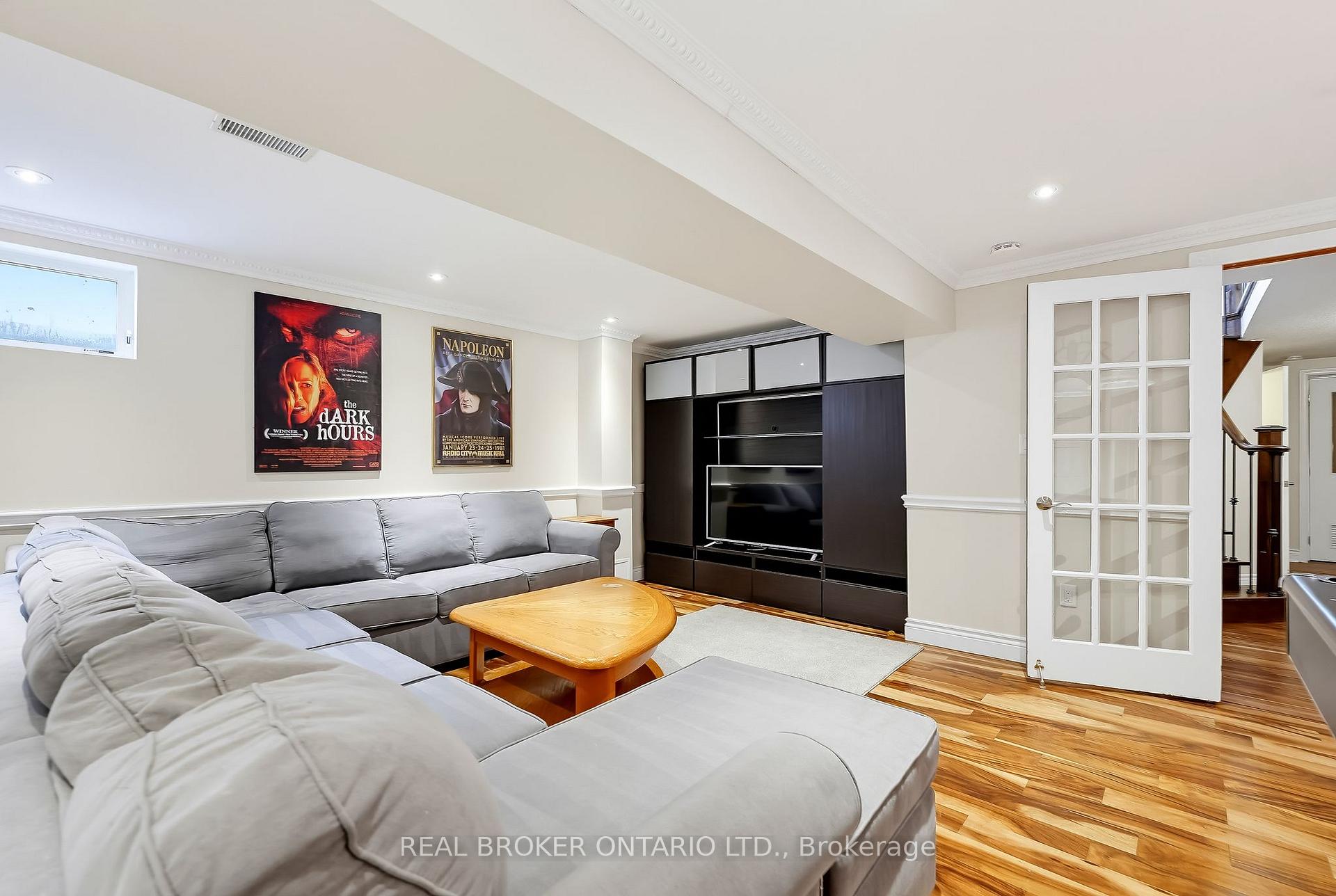 Photo 26 of 96 Munro Crescent, Uxbridge — HOMEH