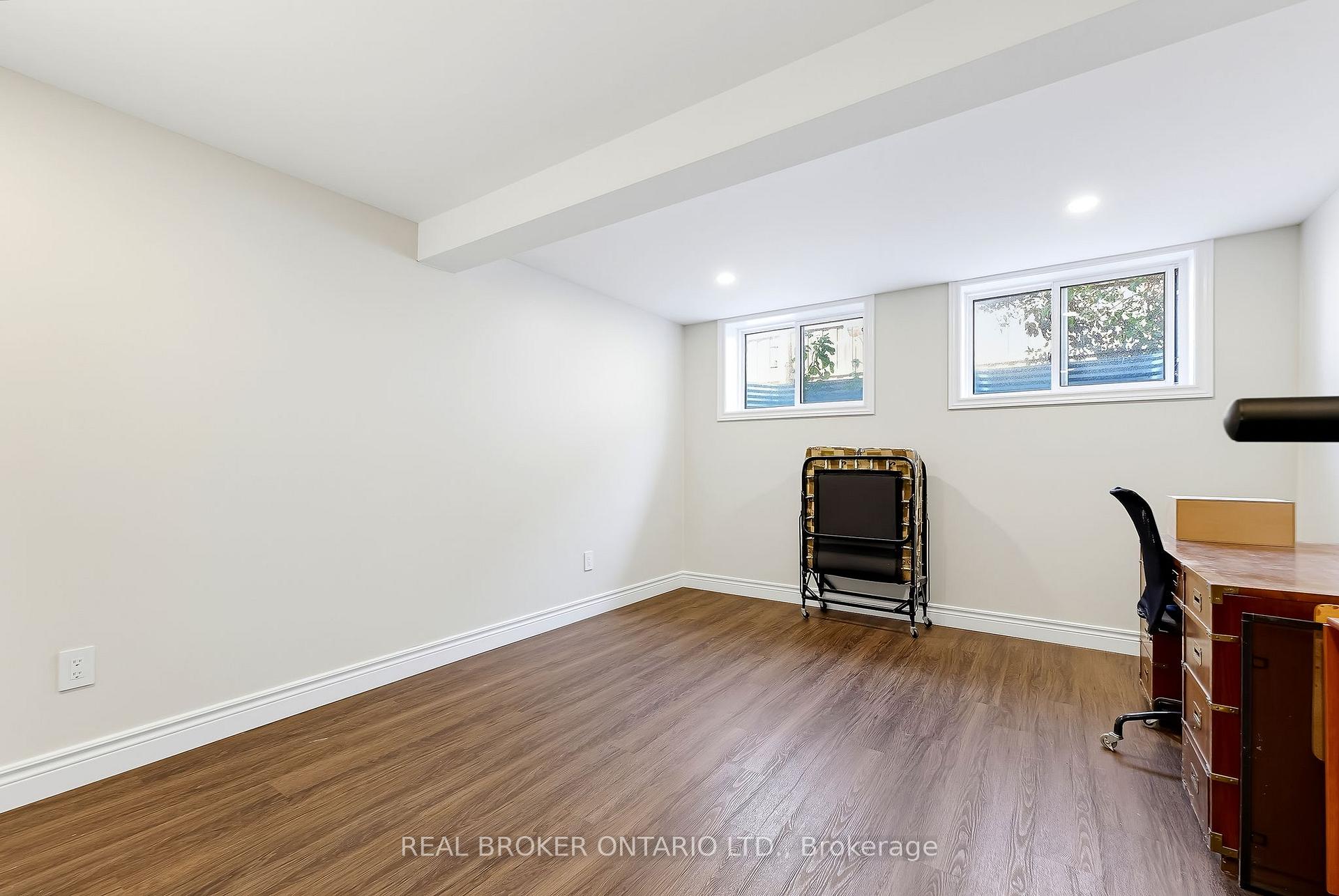 Photo 29 of 96 Munro Crescent, Uxbridge — HOMEH