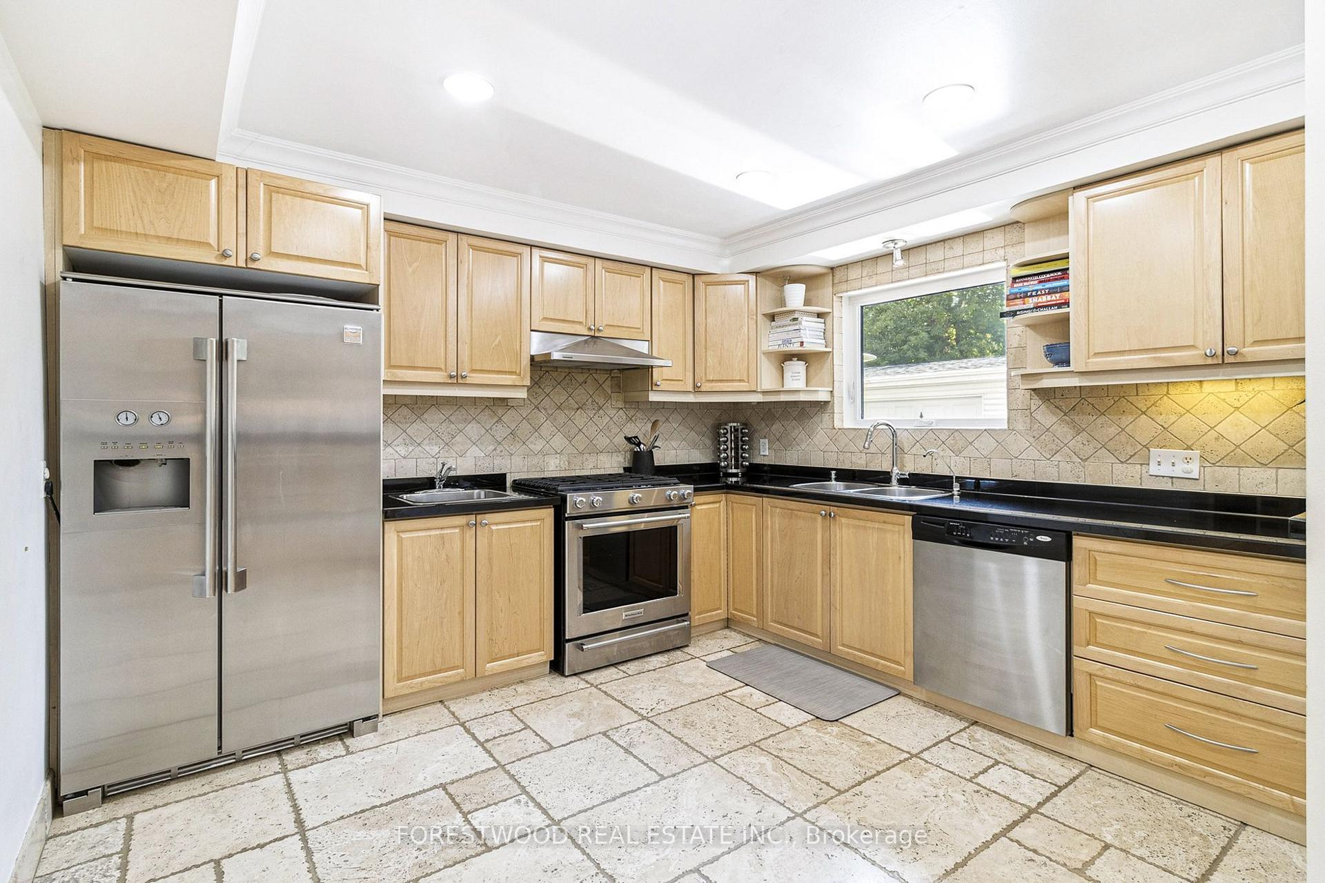 Photo 15 of 37 Almore Avenue, North York, Clanton Park — HOMEH