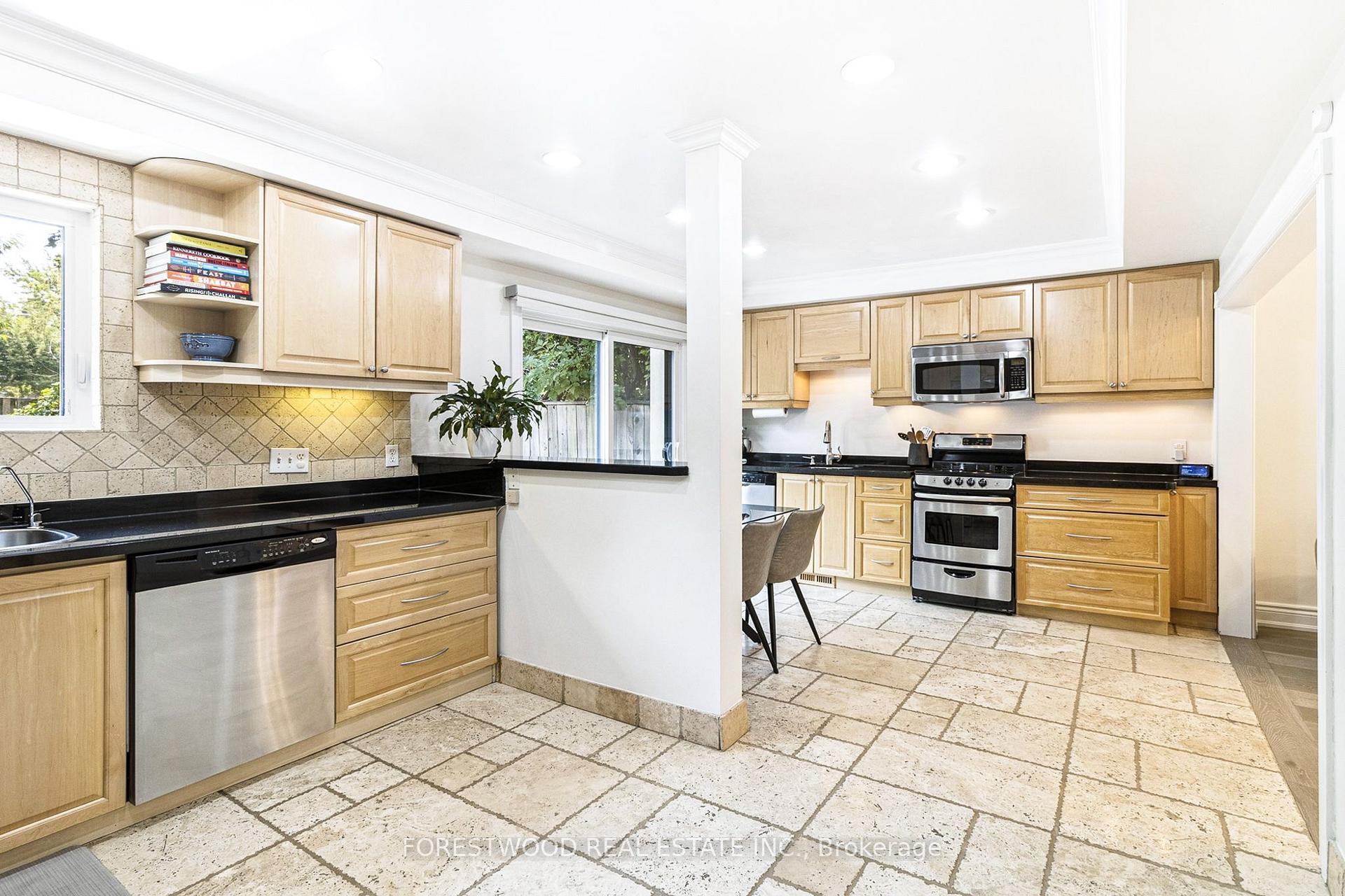 Photo 17 of 37 Almore Avenue, North York, Clanton Park — HOMEH