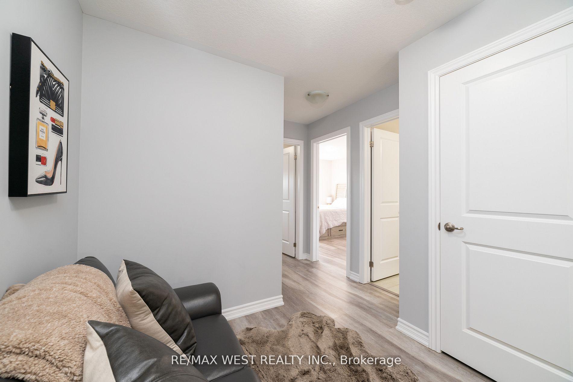 Photo 15 of Unit 44, 324 Equestrian Way, Cambridge, Preston Heights — HOMEH