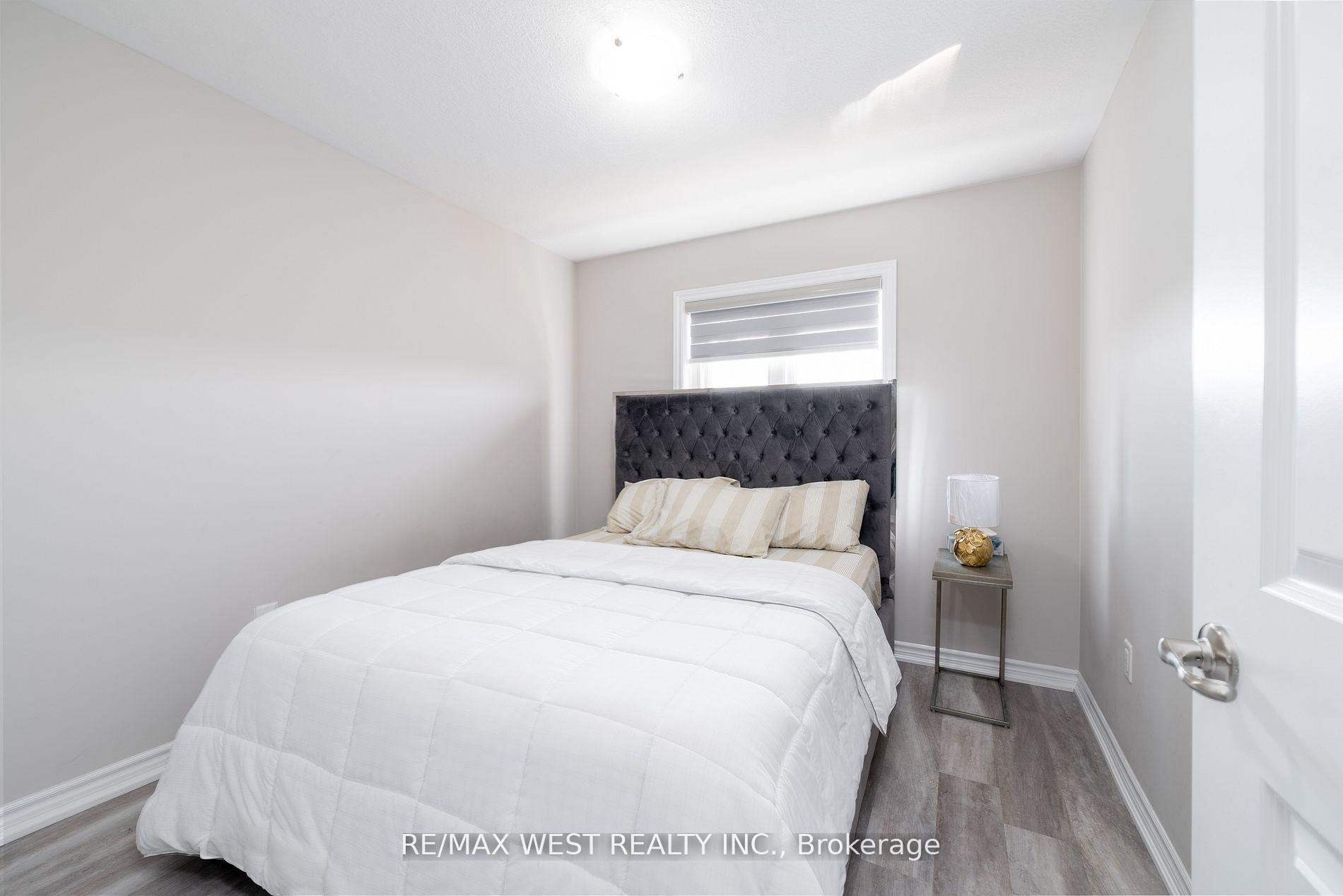 Photo 17 of Unit 44, 324 Equestrian Way, Cambridge, Preston Heights — HOMEH