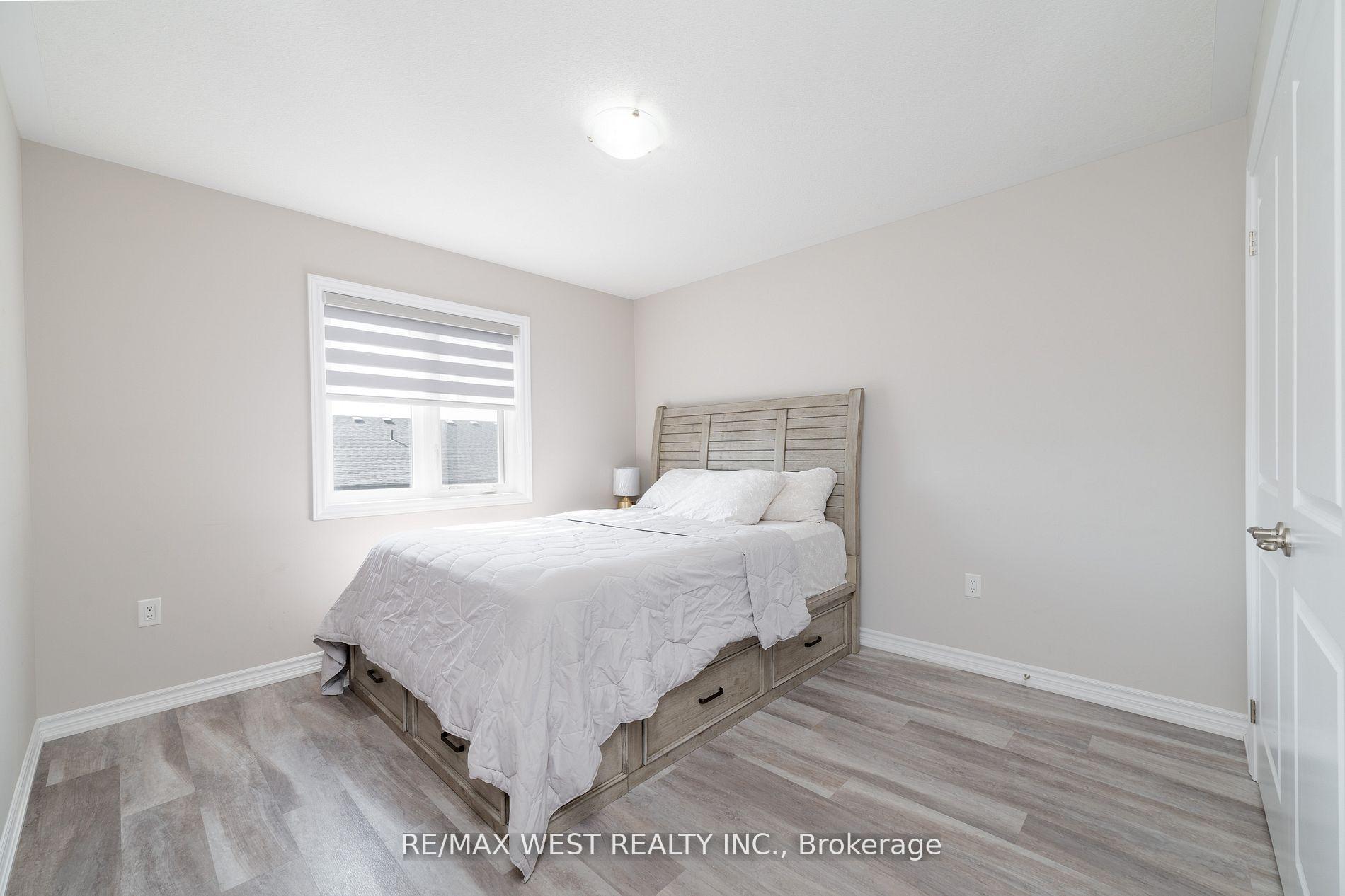 Photo 19 of Unit 44, 324 Equestrian Way, Cambridge, Preston Heights — HOMEH