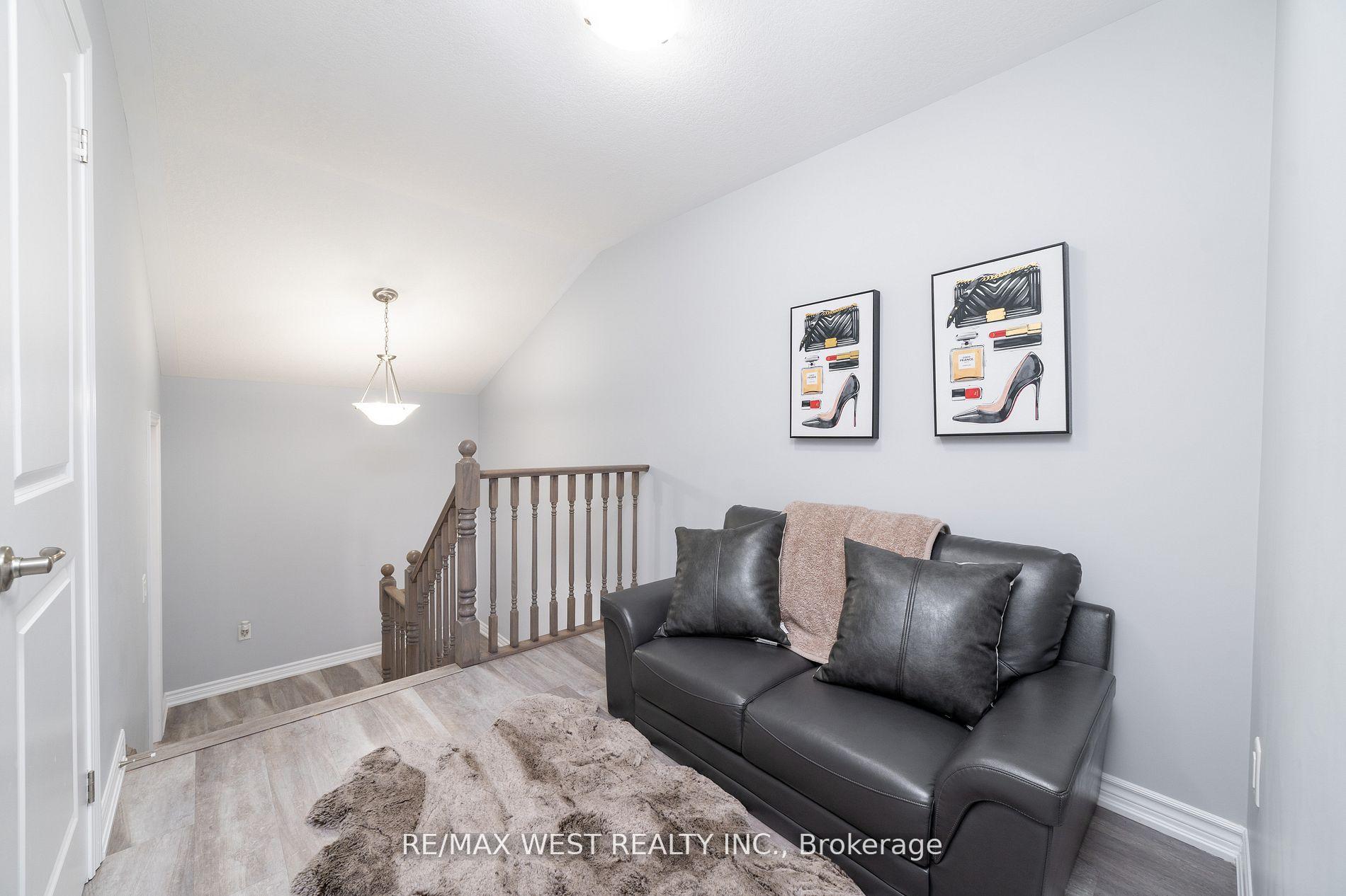 Photo 22 of Unit 44, 324 Equestrian Way, Cambridge, Preston Heights — HOMEH