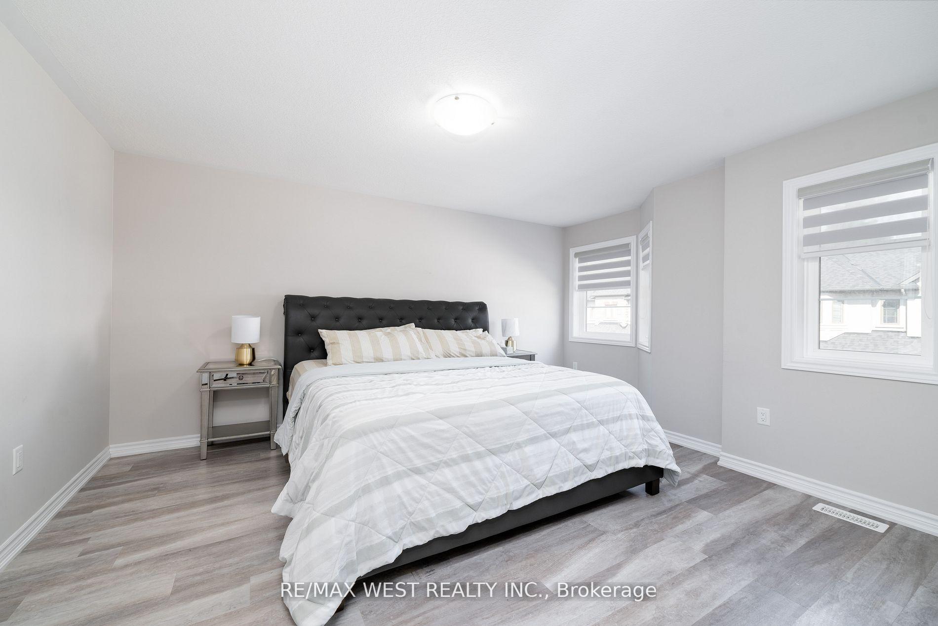 Photo 24 of Unit 44, 324 Equestrian Way, Cambridge, Preston Heights — HOMEH