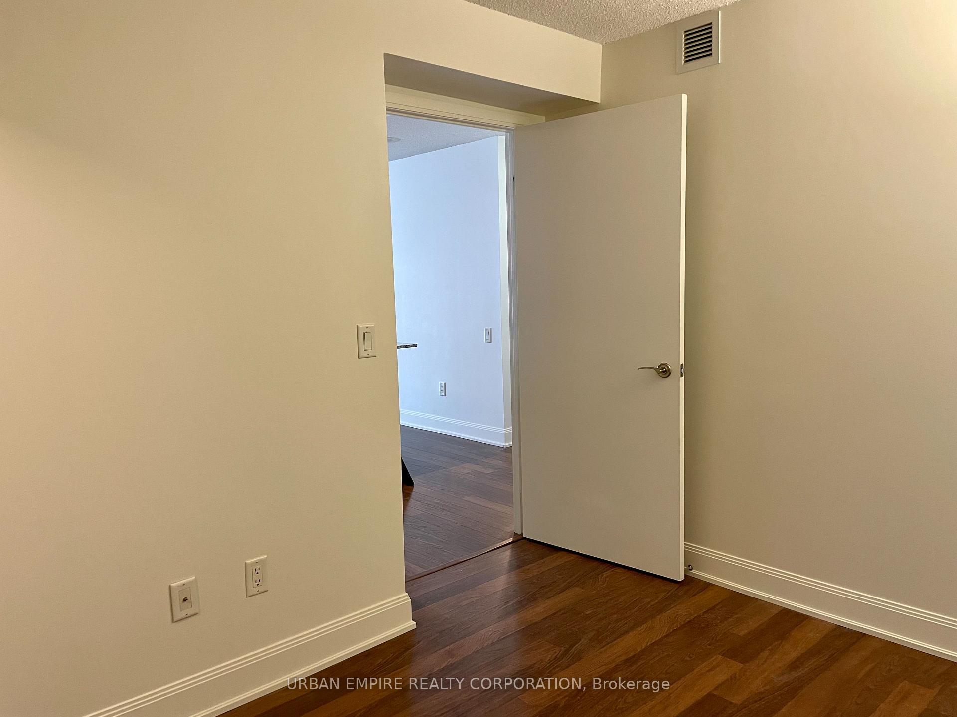 Photo 15 of Unit 1201, 2191 Yonge Street, Toronto, Mount Pleasant West — HOMEH