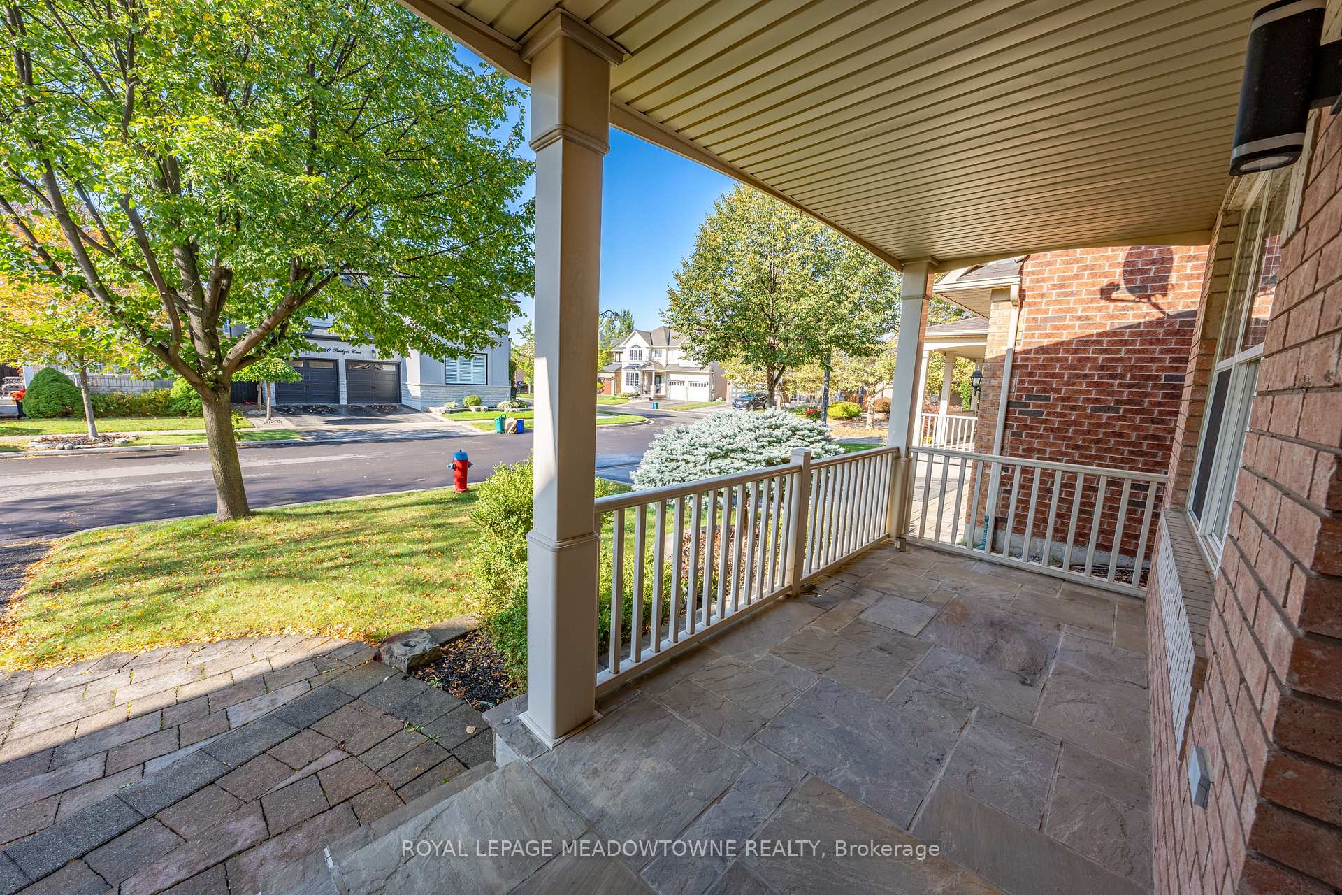 Photo 4 of 721 Switzer Crescent, Milton, Coates — HOMEH