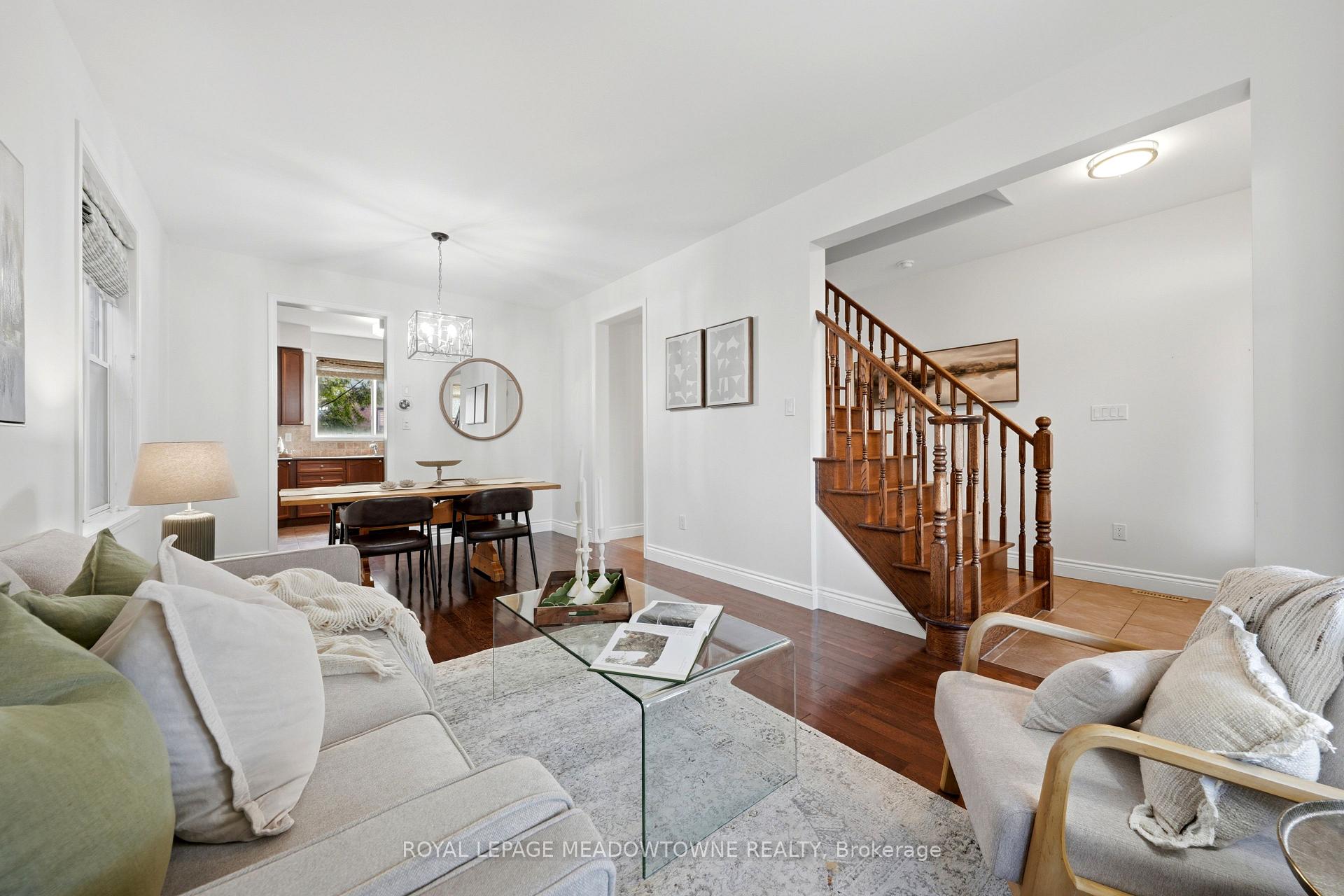 Photo 9 of 721 Switzer Crescent, Milton, Coates — HOMEH