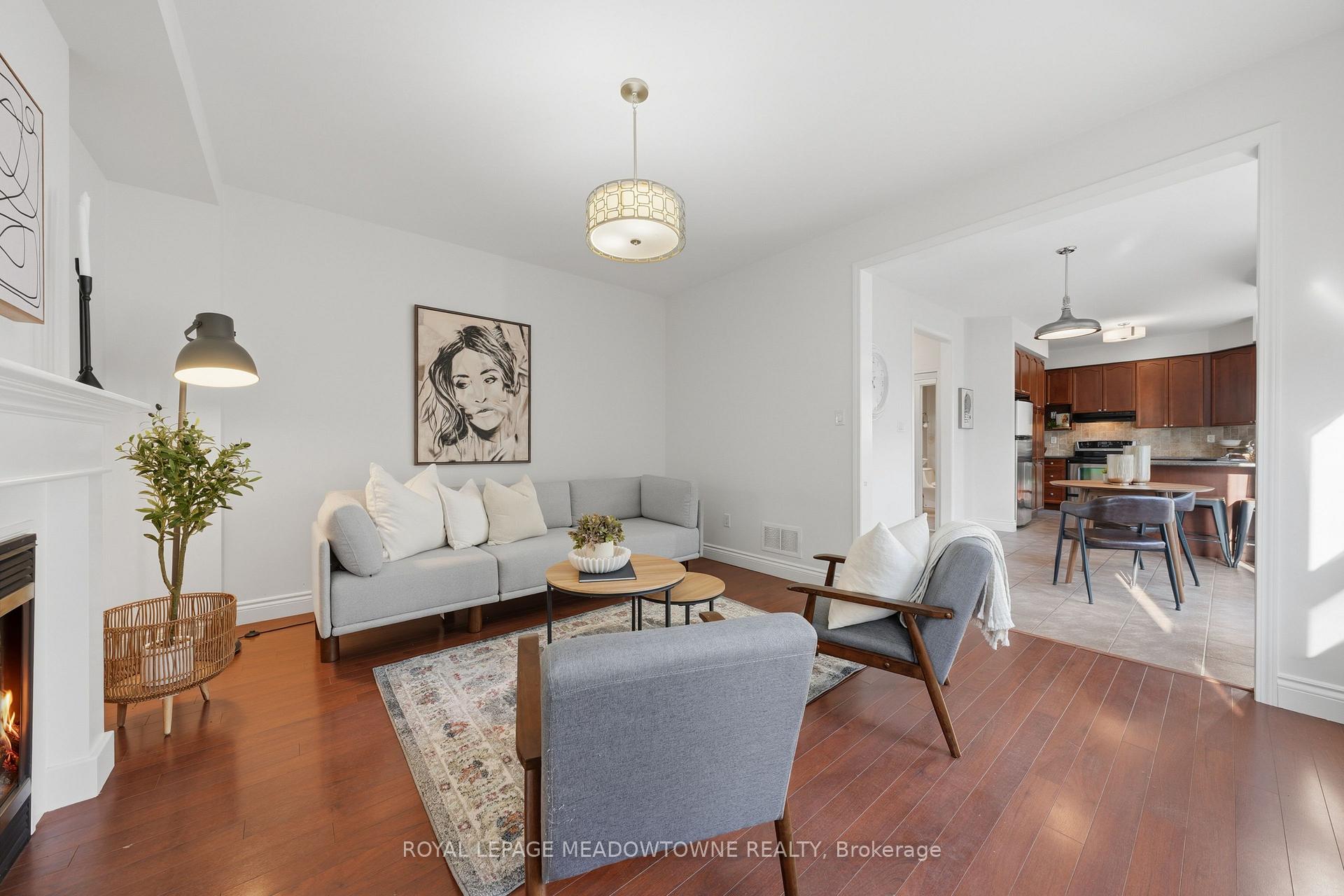 Photo 24 of 721 Switzer Crescent, Milton, Coates — HOMEH