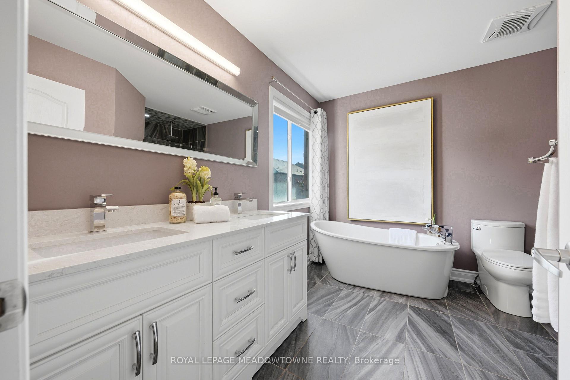 Photo 32 of 721 Switzer Crescent, Milton, Coates — HOMEH