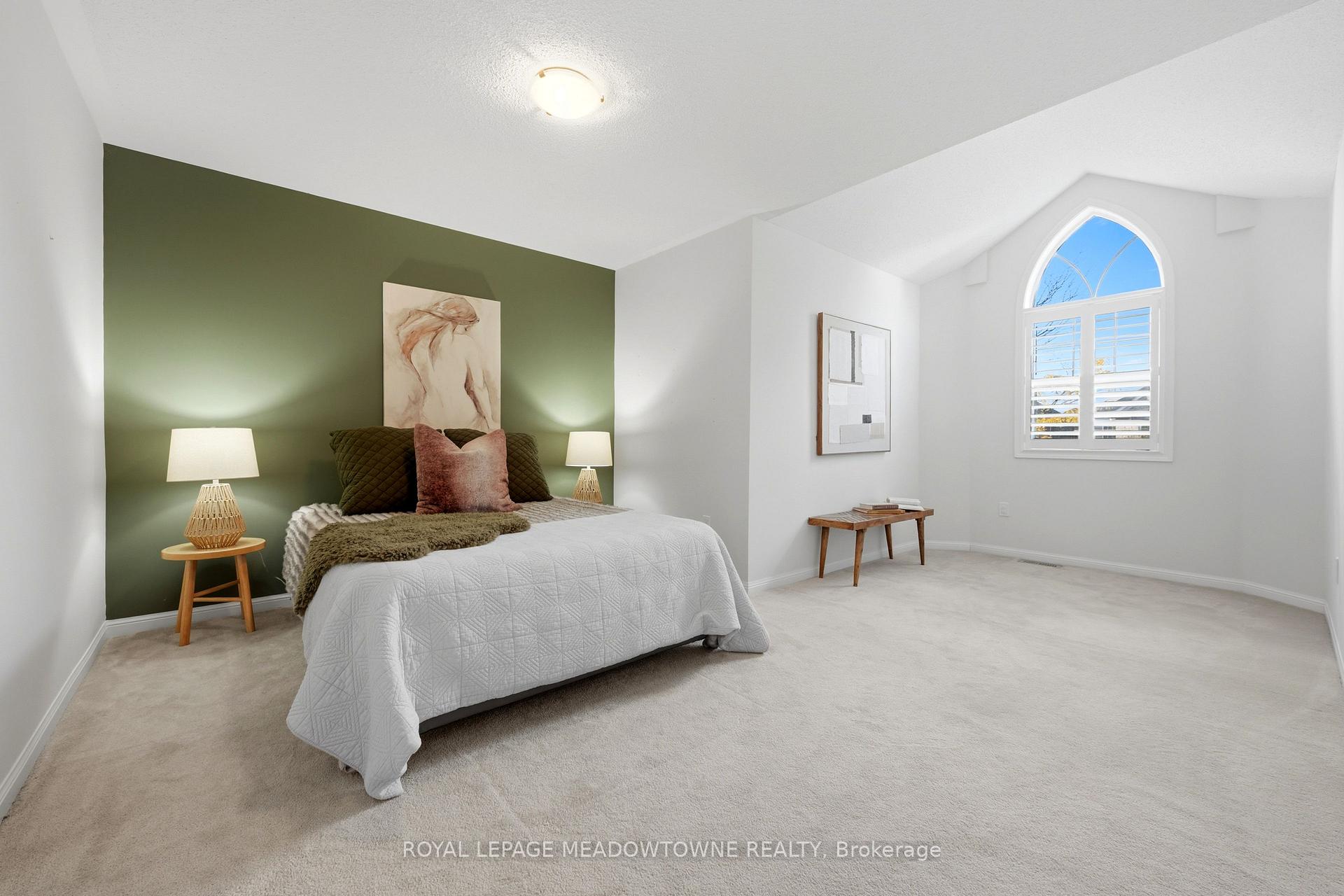 Photo 35 of 721 Switzer Crescent, Milton, Coates — HOMEH