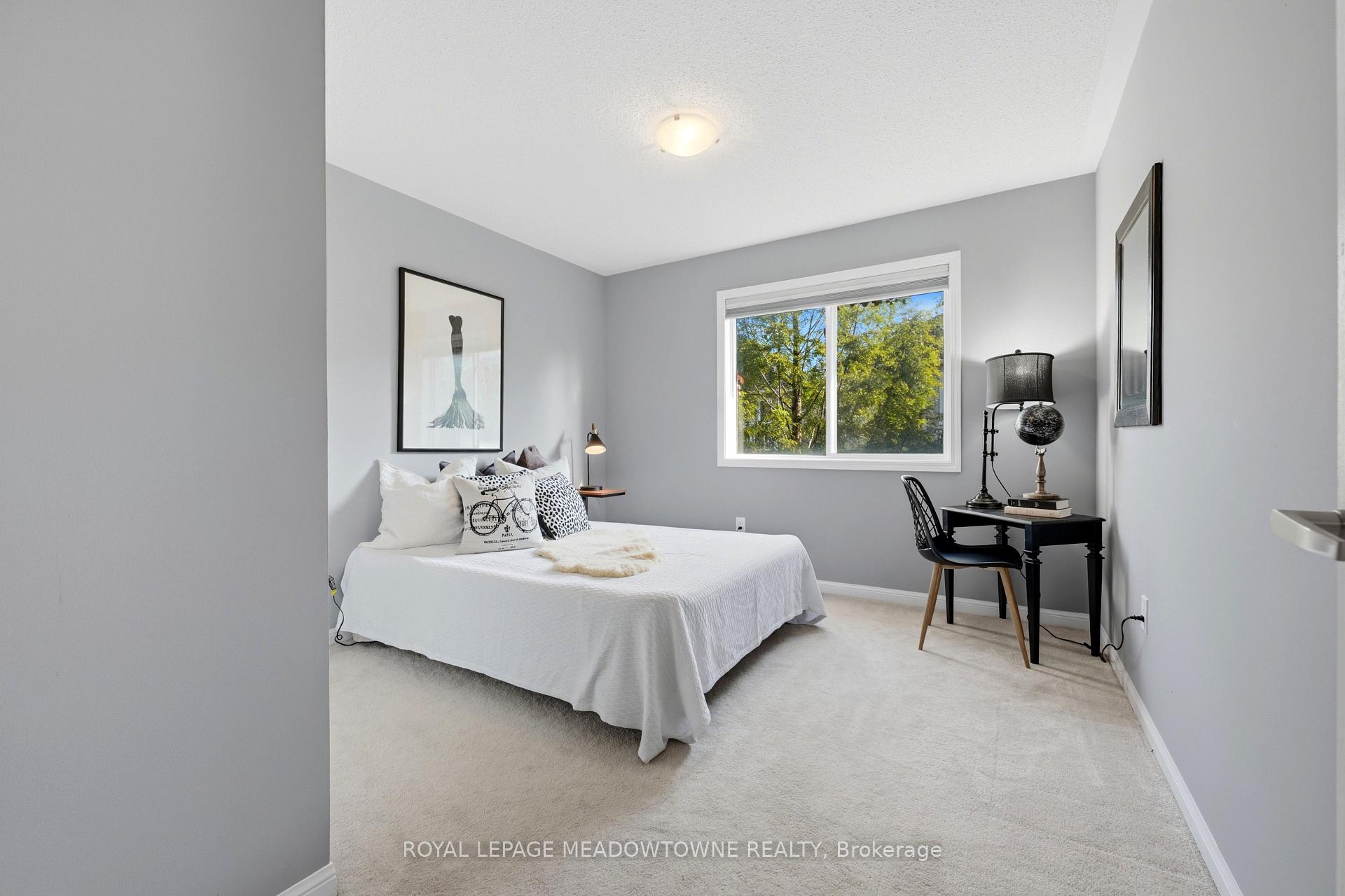 Photo 37 of 721 Switzer Crescent, Milton, Coates — HOMEH