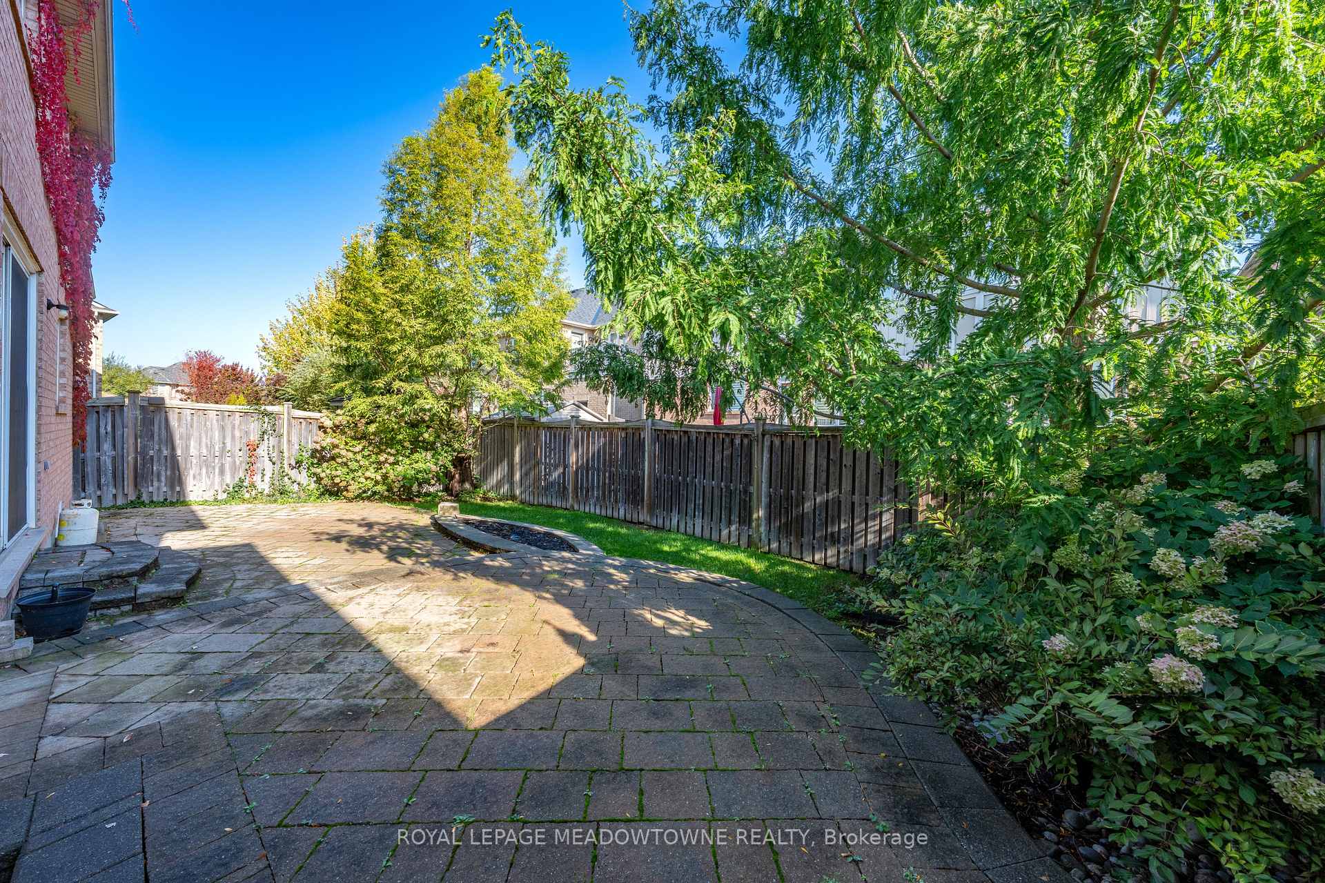 Photo 45 of 721 Switzer Crescent, Milton, Coates — HOMEH