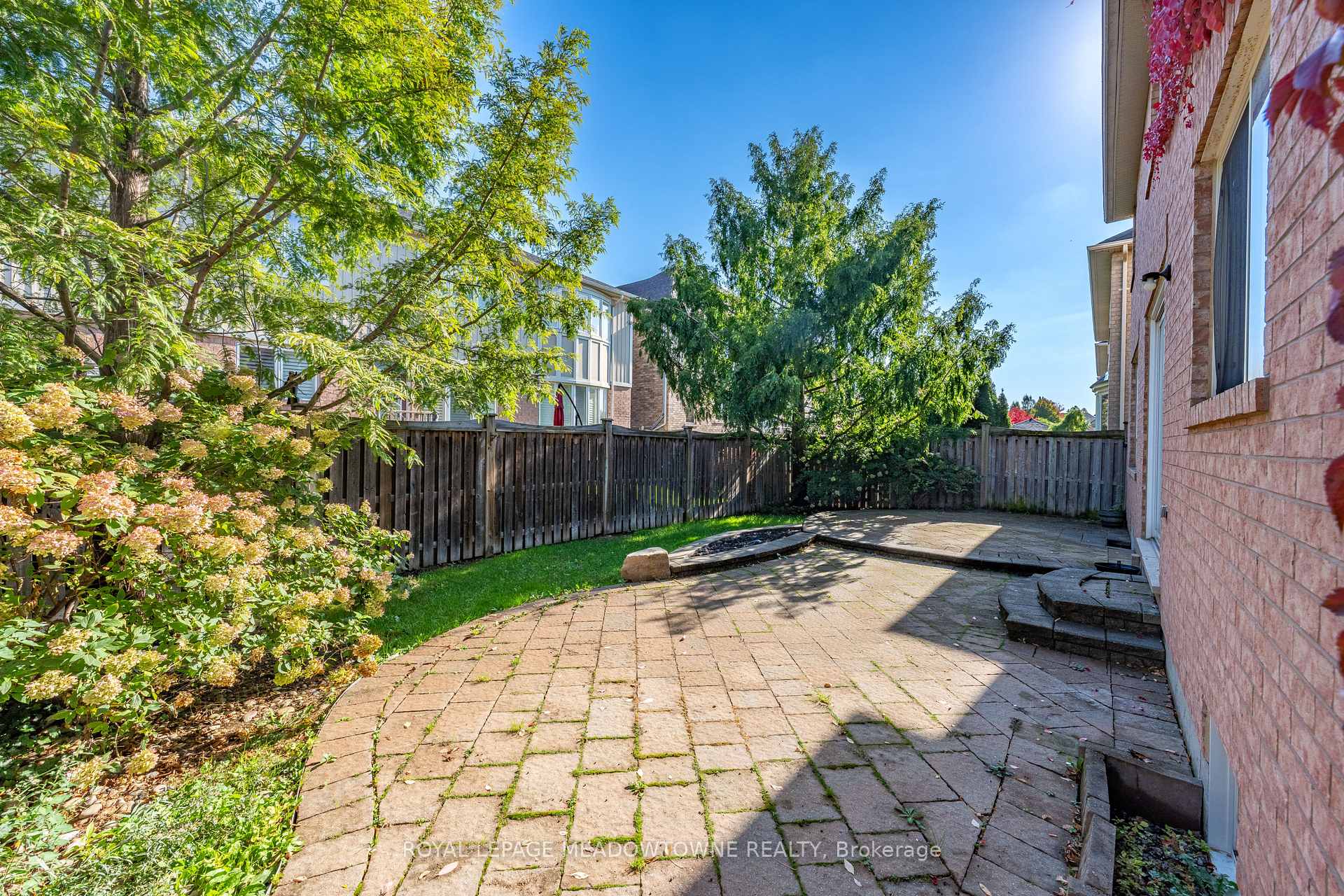 Photo 46 of 721 Switzer Crescent, Milton, Coates — HOMEH