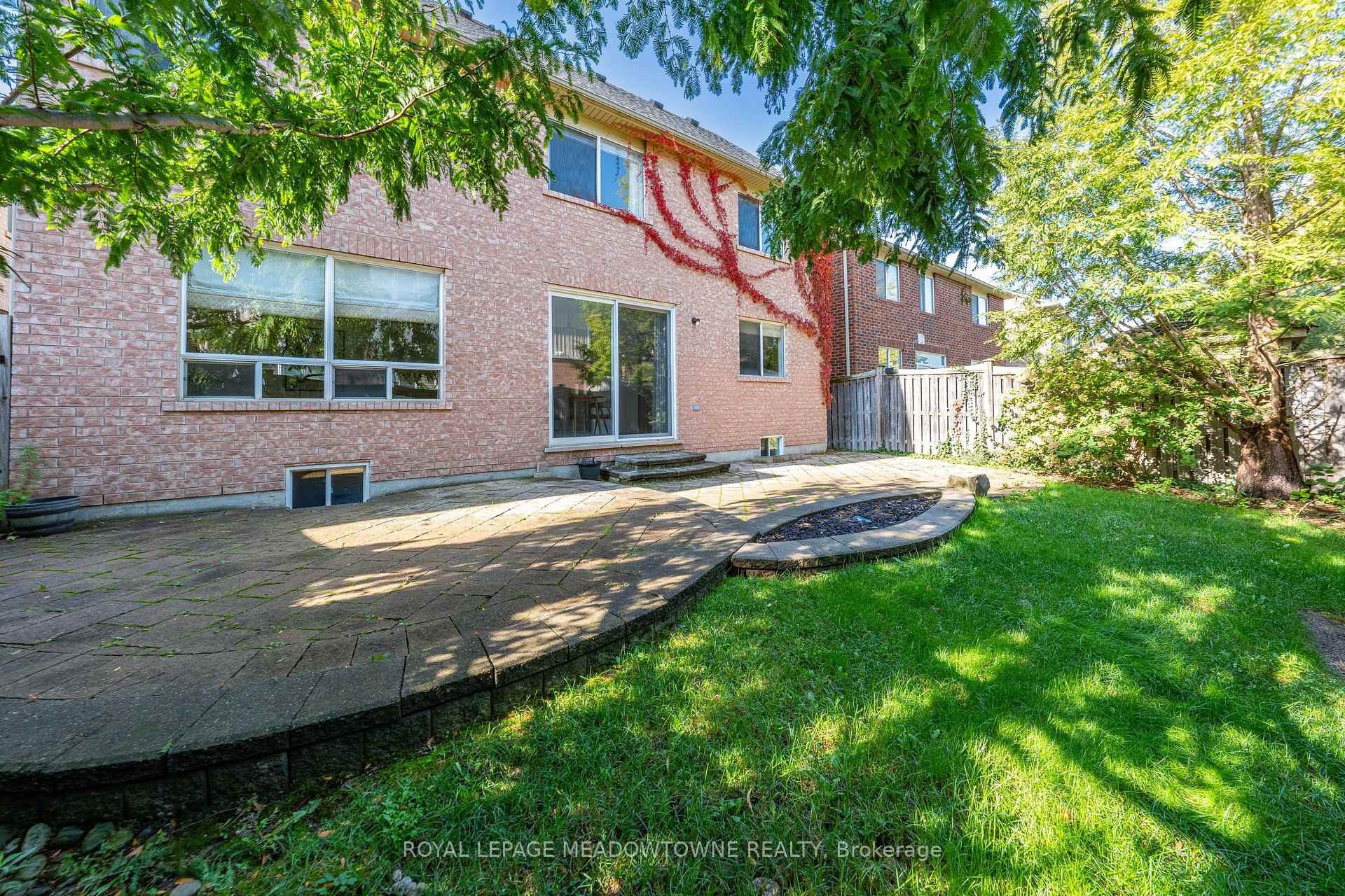 Photo 48 of 721 Switzer Crescent, Milton, Coates — HOMEH