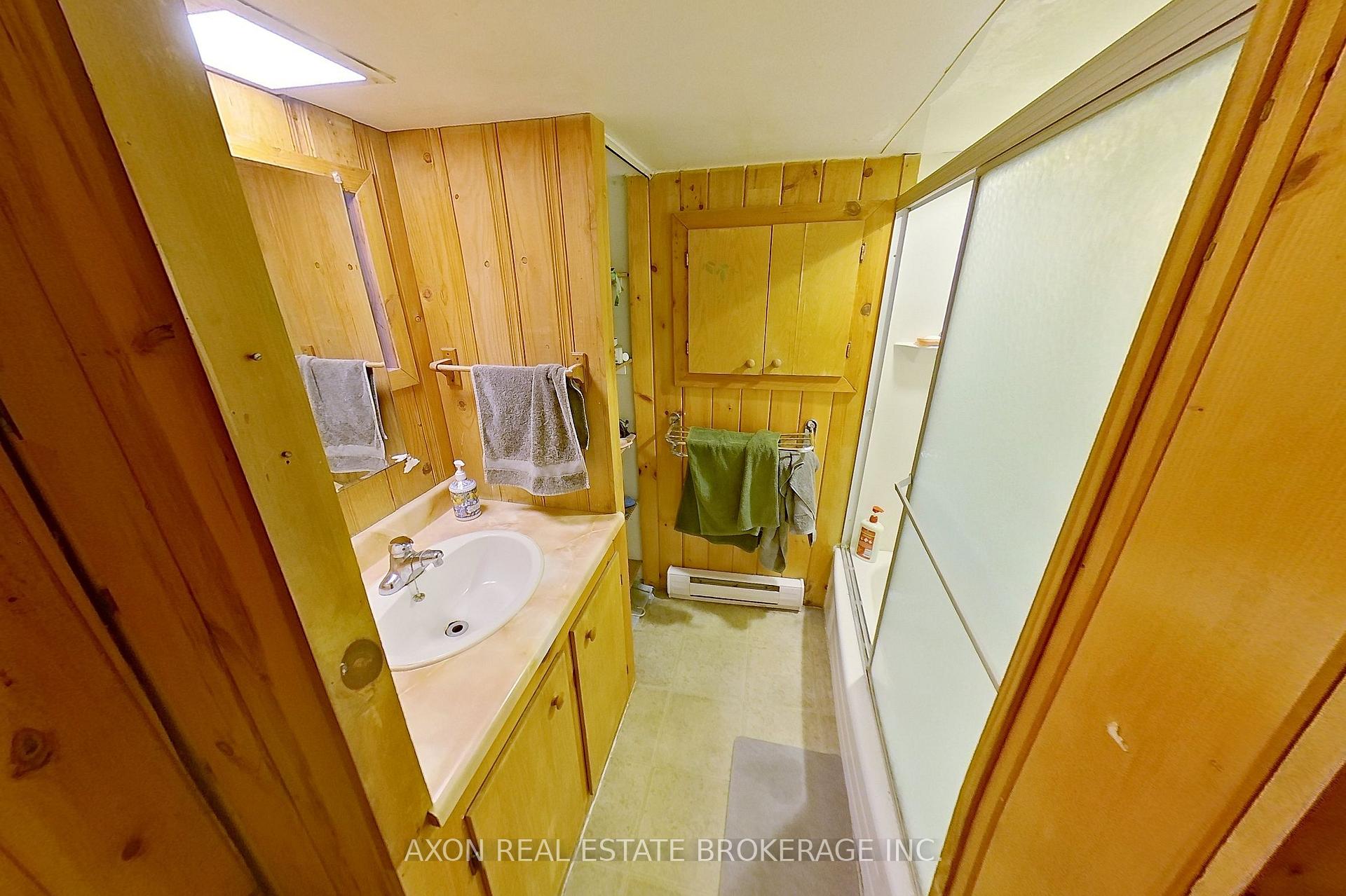 Photo 38 of 220 Frontenac Street, Kingston, Central City East — HOMEH