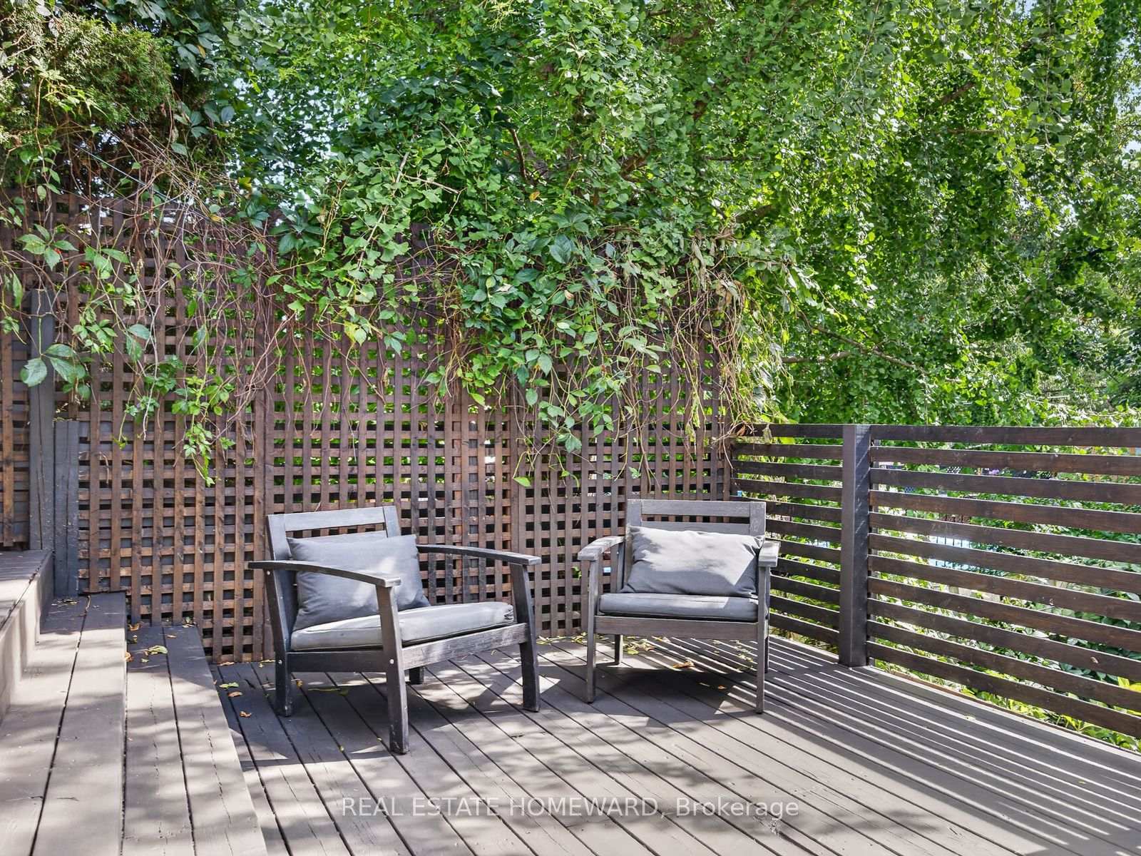 Photo 29 of 69 Ringley Avenue, Etobicoke, Stonegate-Queensway — HOMEH