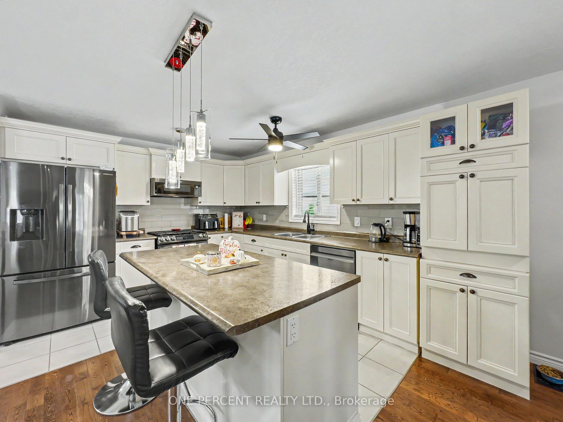Photo 10 of 36 Nautical Lane, Brighton — HOMEH