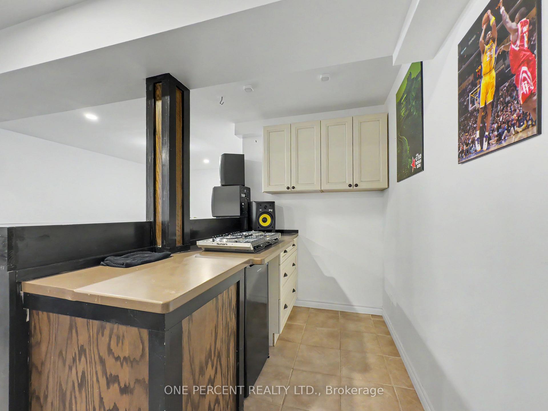 Photo 31 of 36 Nautical Lane, Brighton — HOMEH