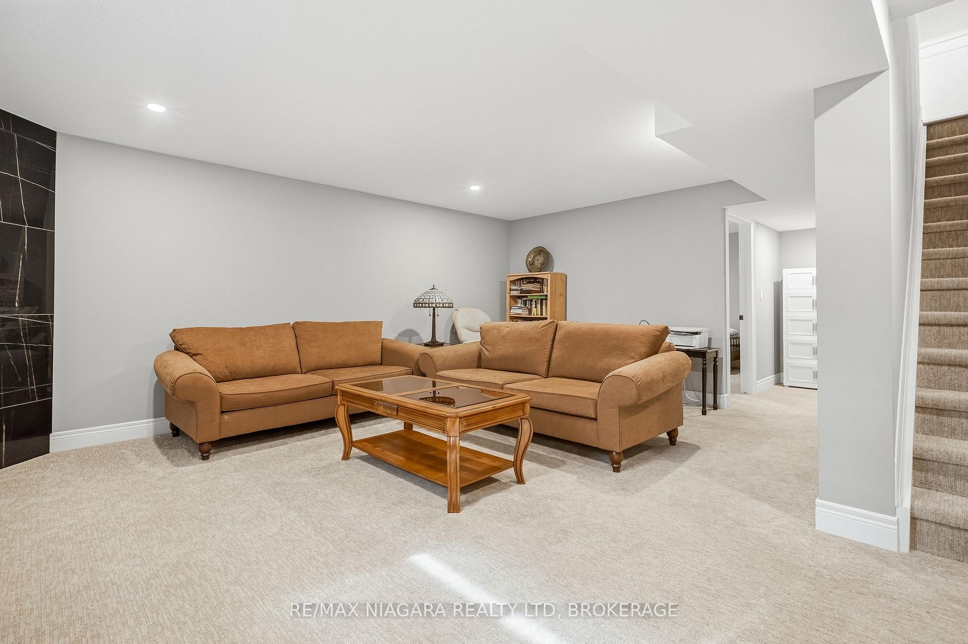 Photo 26 of 683 Gaiser Road, Welland, Coyle Creek — HOMEH