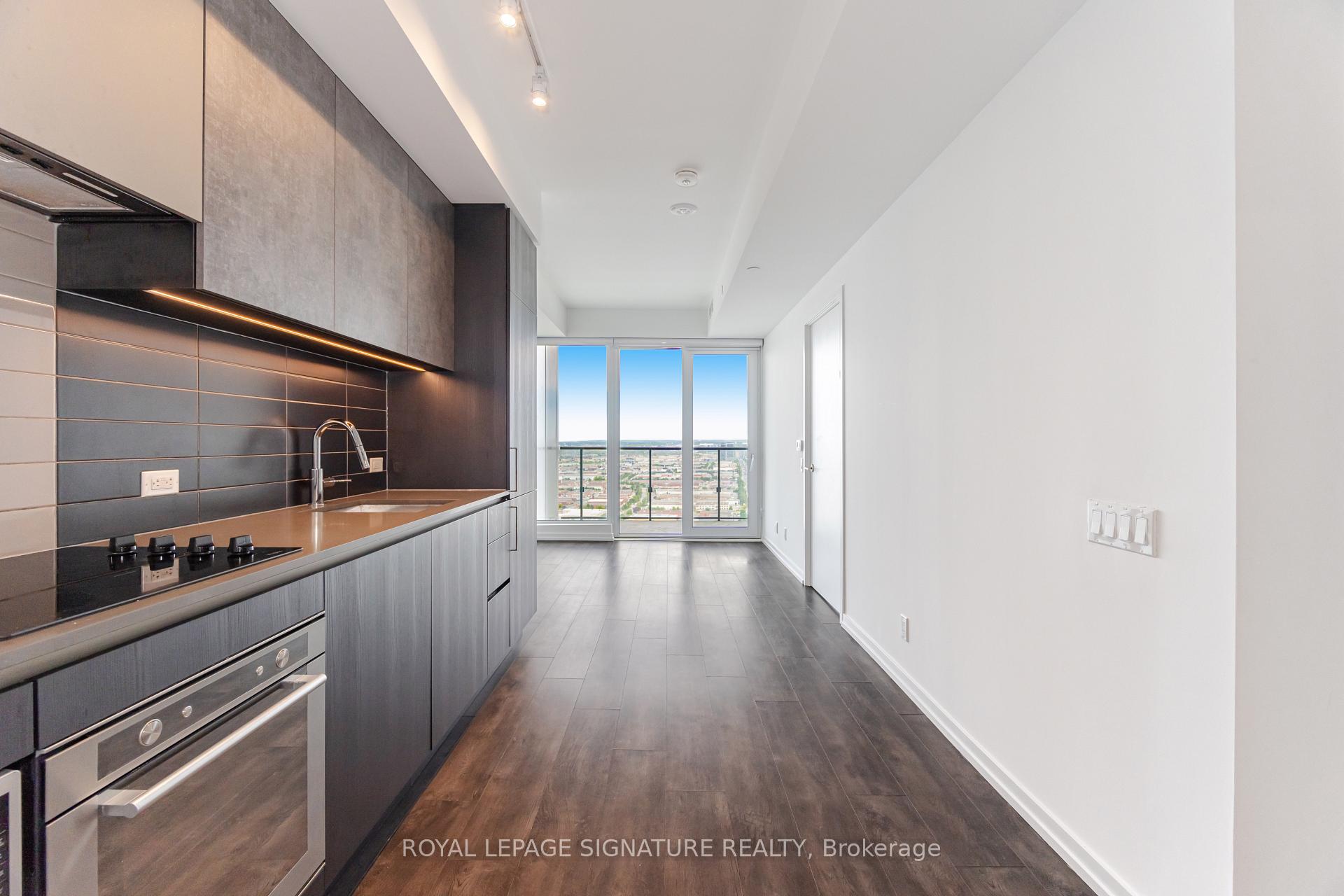 Photo 10 of Unit 4508, 7890 Jane Street, Vaughan, Vaughan Corporate Centre — HOMEH
