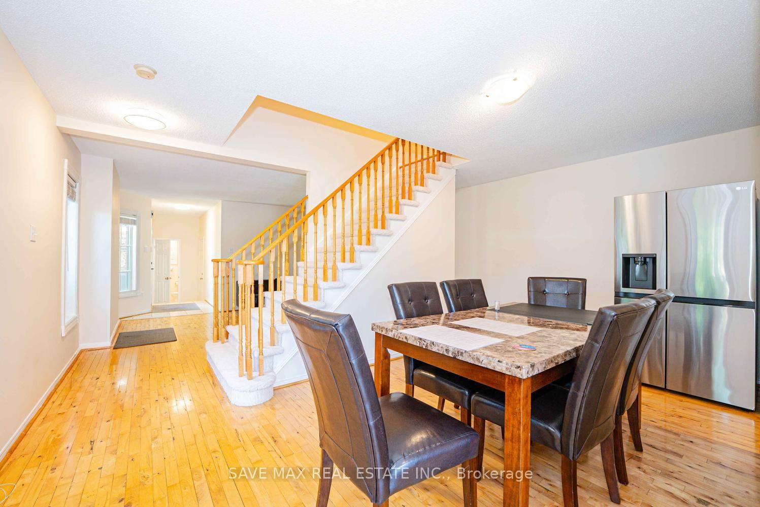 Photo 12 of 1 Kitto Court, Brampton, Fletcher's West — HOMEH