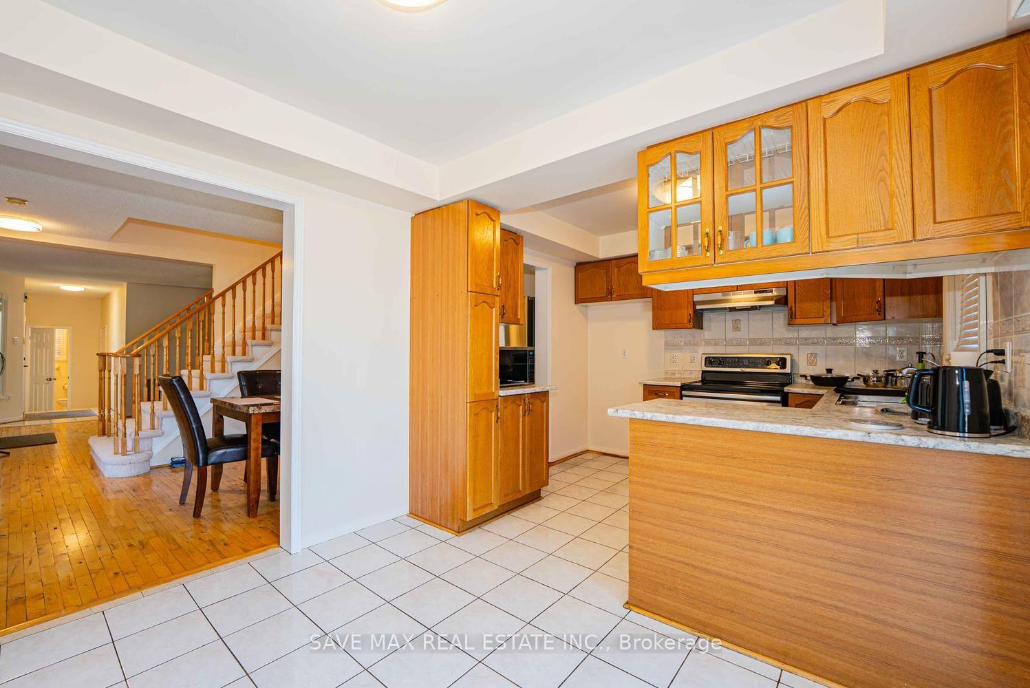 Photo 15 of 1 Kitto Court, Brampton, Fletcher's West — HOMEH