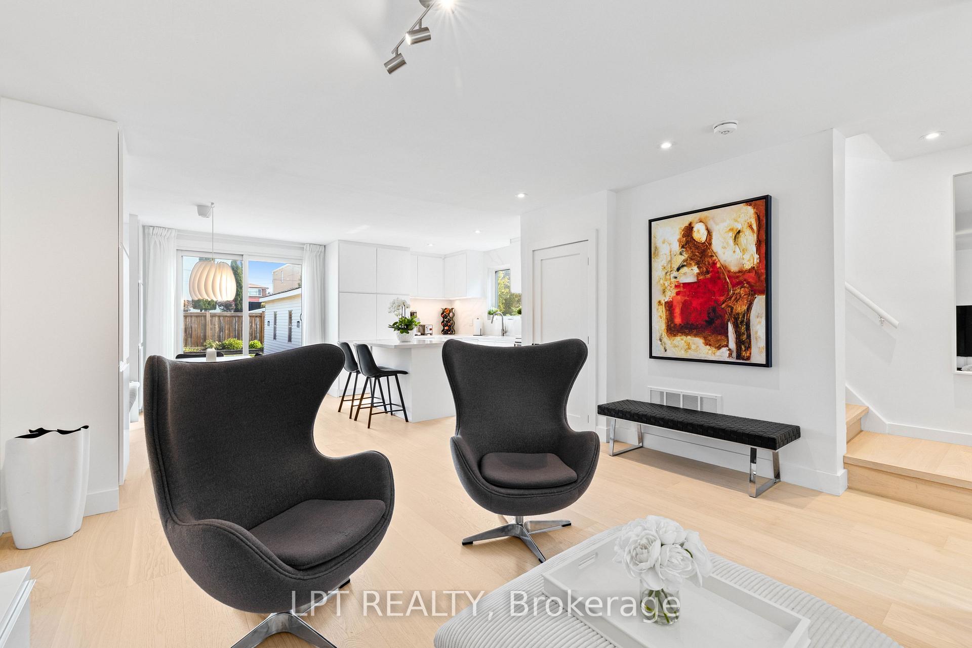 Photo 8 of 55 Laurel Avenue, Scarborough, Kennedy Park — HOMEH