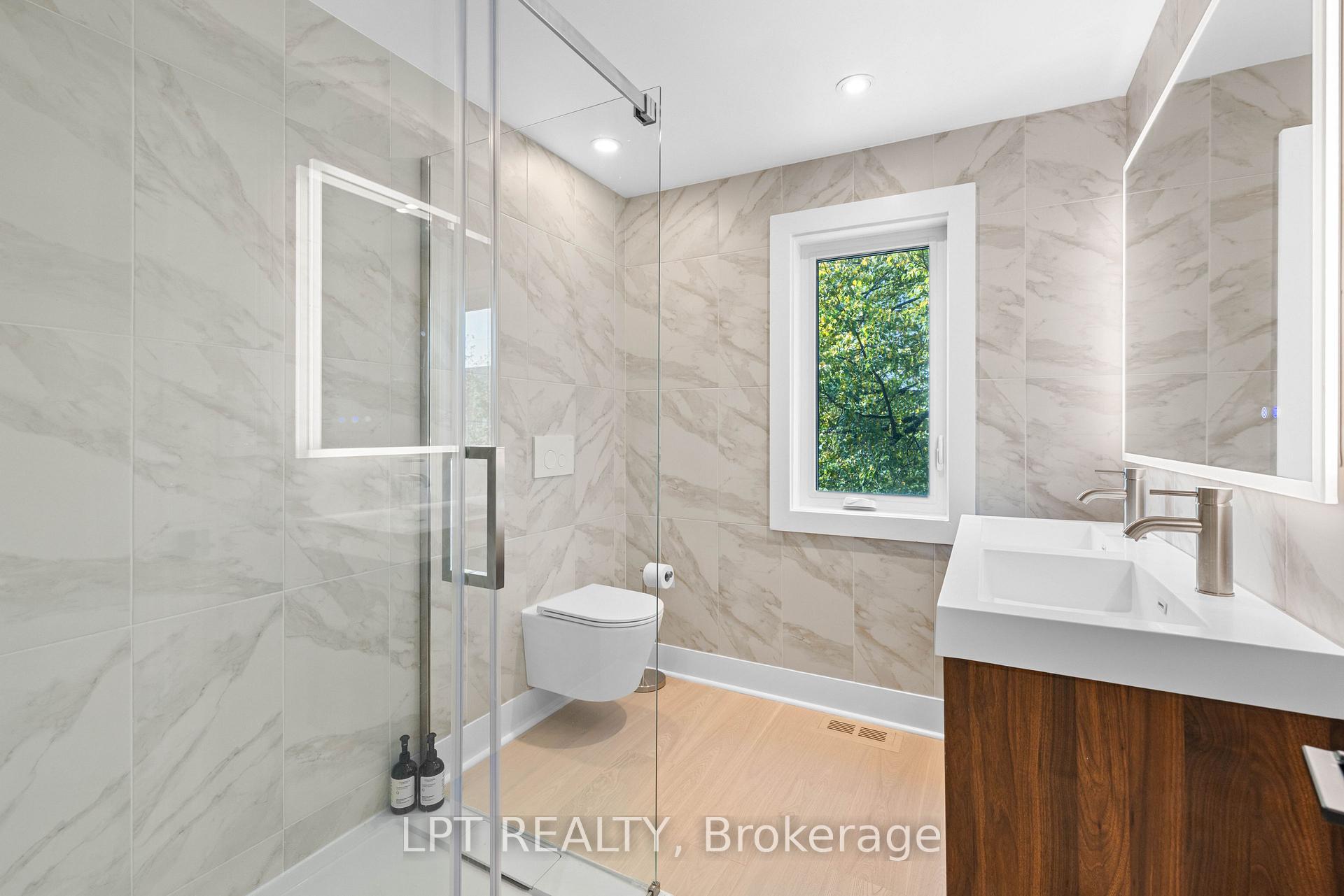 Photo 21 of 55 Laurel Avenue, Scarborough, Kennedy Park — HOMEH