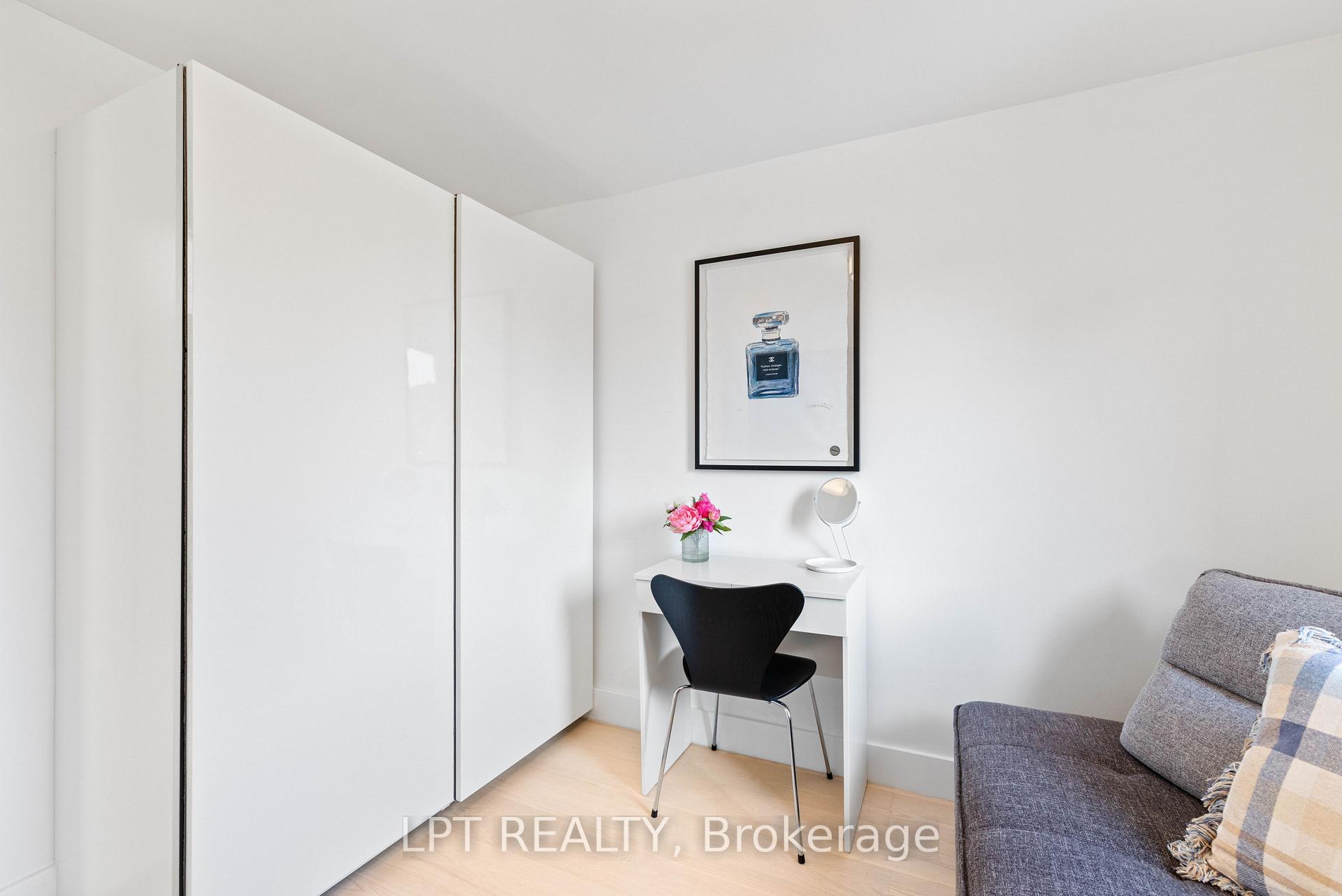 Photo 27 of 55 Laurel Avenue, Scarborough, Kennedy Park — HOMEH