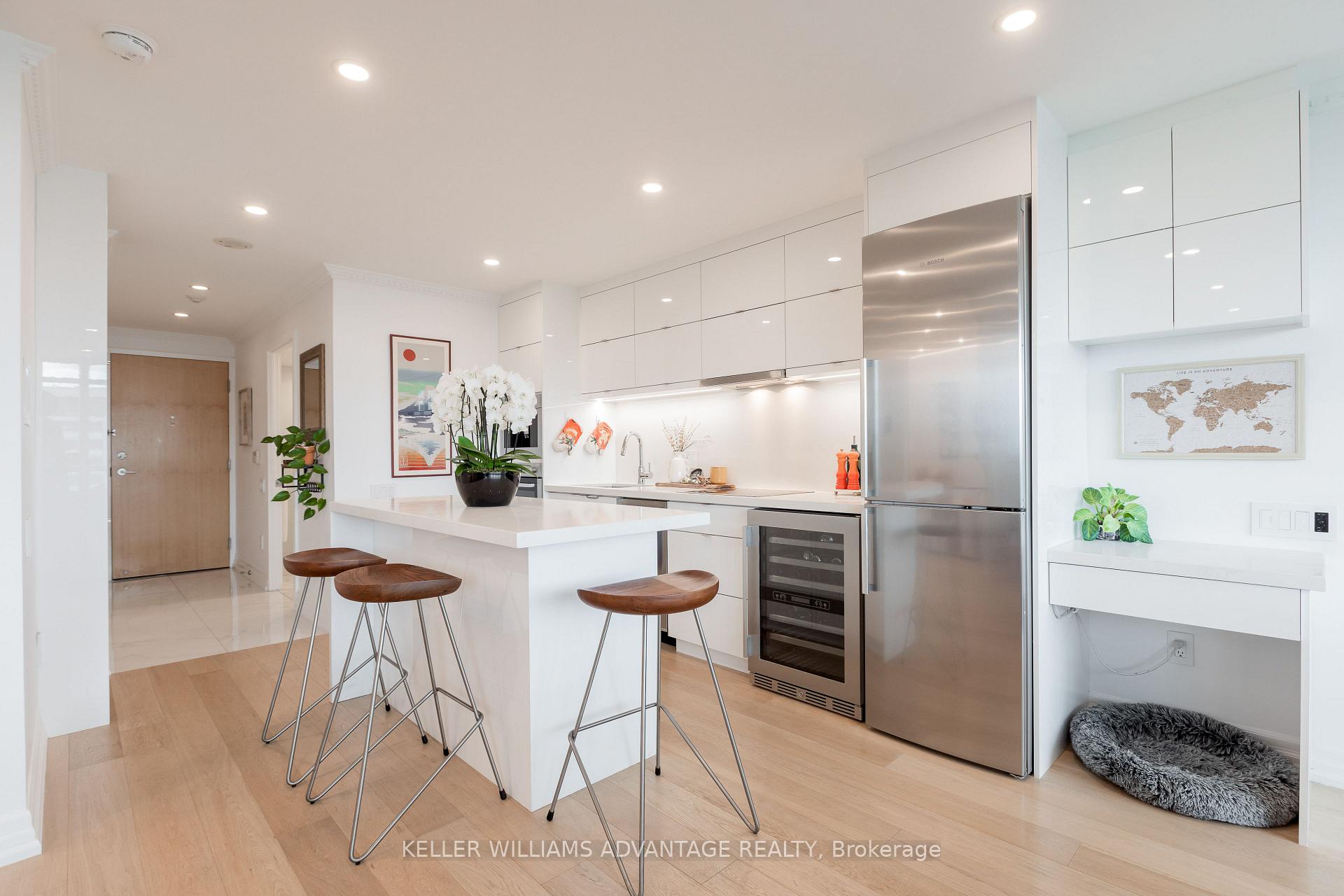 Photo 8 of Unit 1802, 1048 Broadview Avenue, Toronto, Broadview North — HOMEH