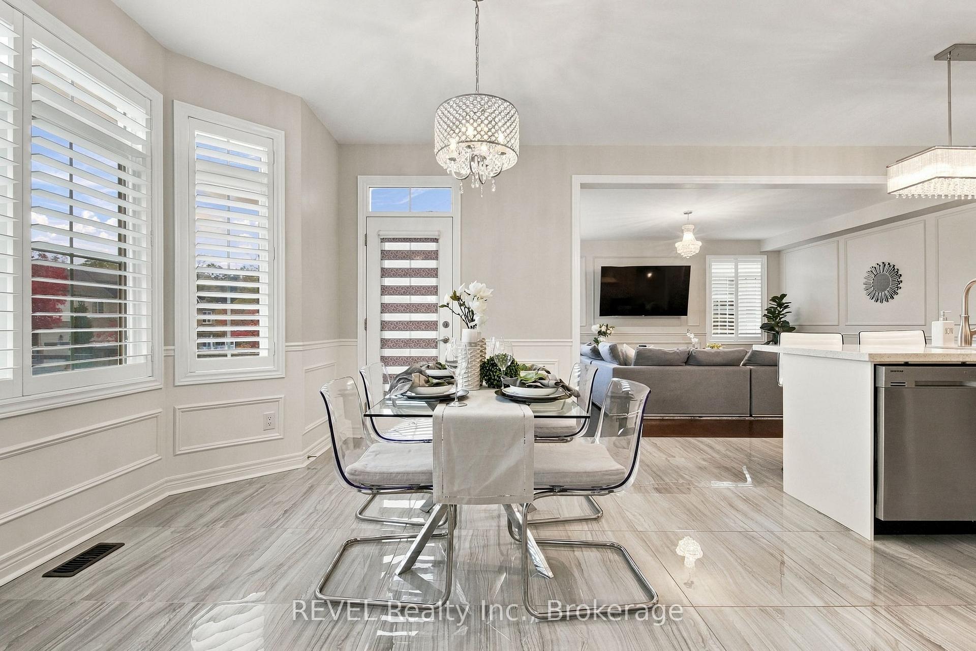 Photo 8 of 127 Cathedral Drive, Whitby, Rolling Acres — HOMEH