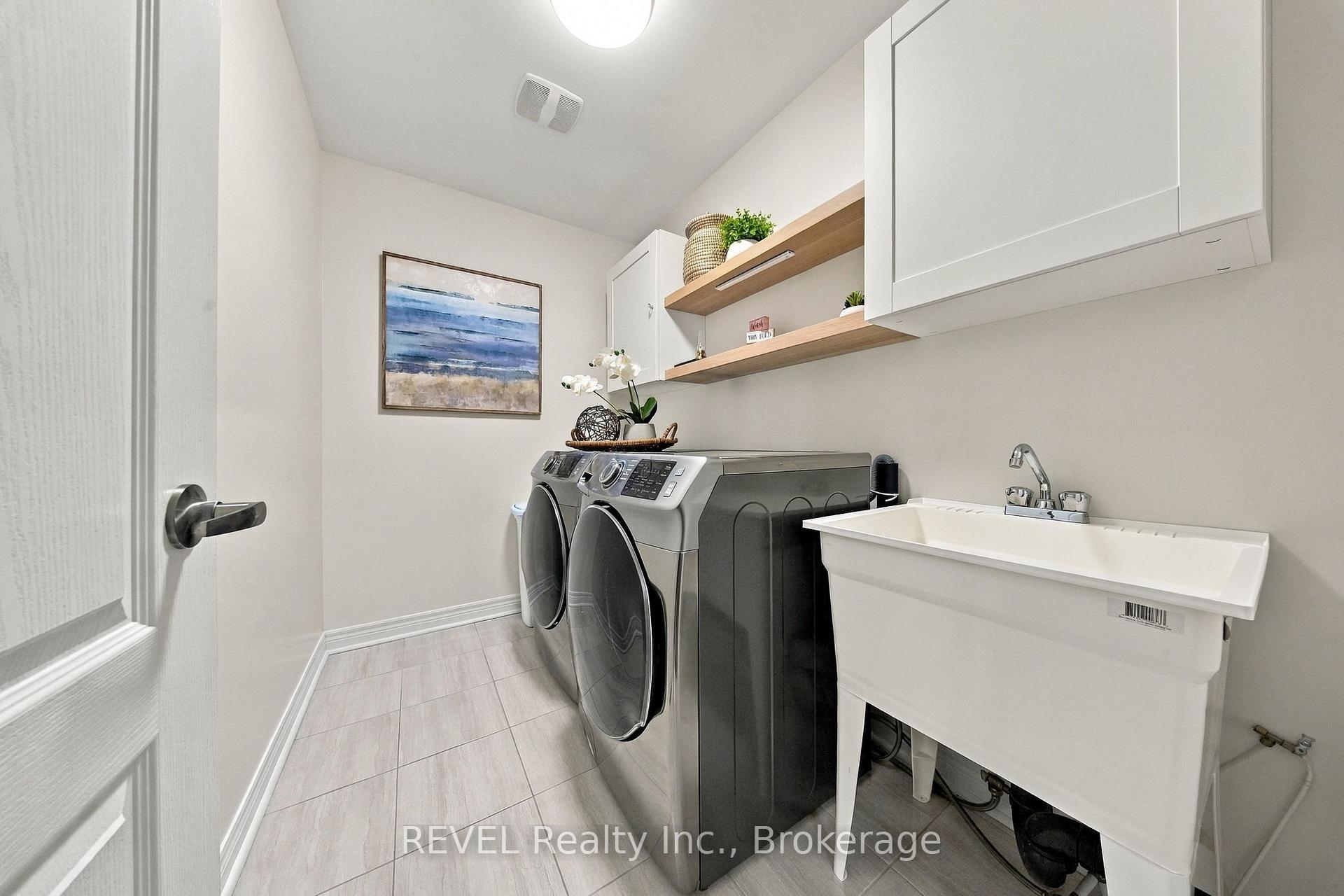 Photo 25 of 127 Cathedral Drive, Whitby, Rolling Acres — HOMEH