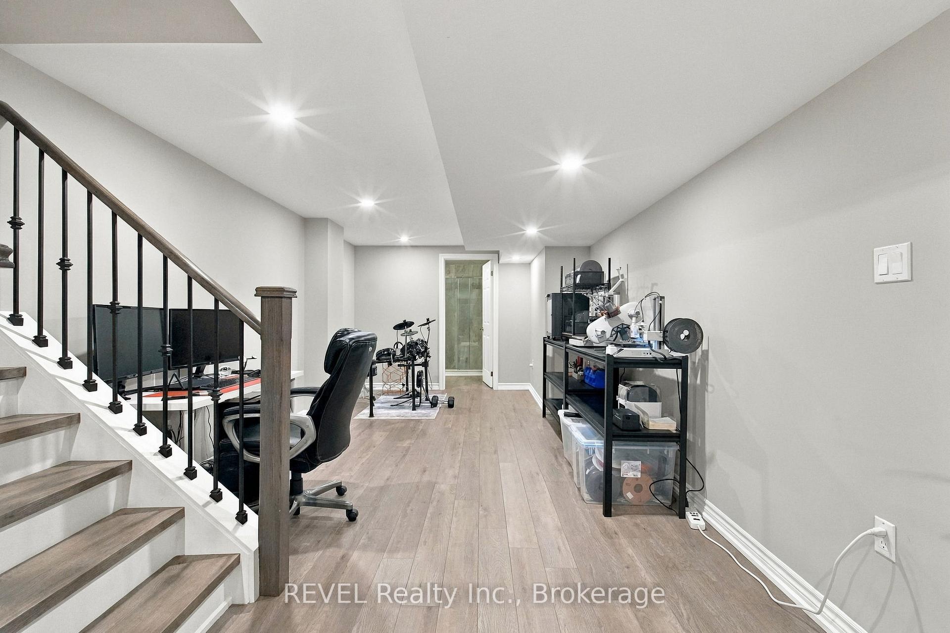Photo 35 of 127 Cathedral Drive, Whitby, Rolling Acres — HOMEH
