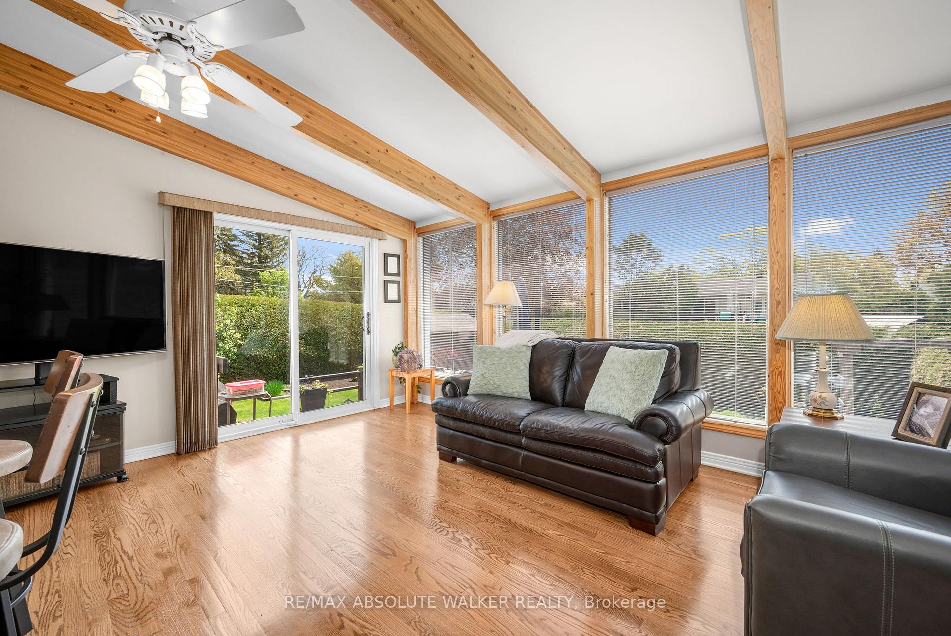 Photo 22 of 5 West Herrington Court, Ottawa, Crystal Beach — HOMEH