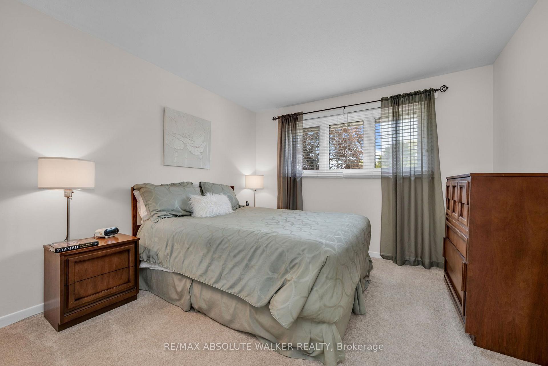 Photo 28 of 5 West Herrington Court, Ottawa, Crystal Beach — HOMEH