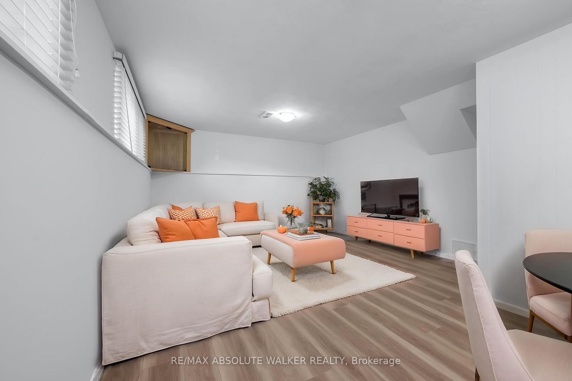 Photo 34 of 5 West Herrington Court, Ottawa, Crystal Beach — HOMEH