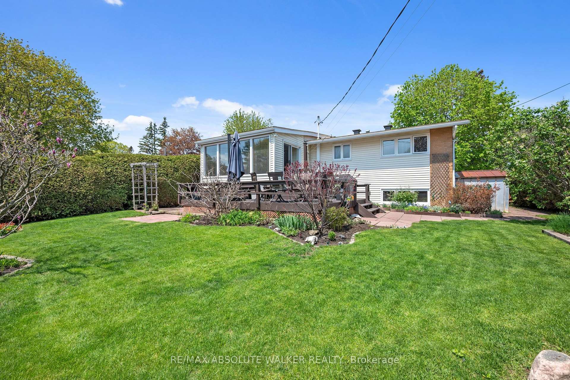 Photo 48 of 5 West Herrington Court, Ottawa, Crystal Beach — HOMEH