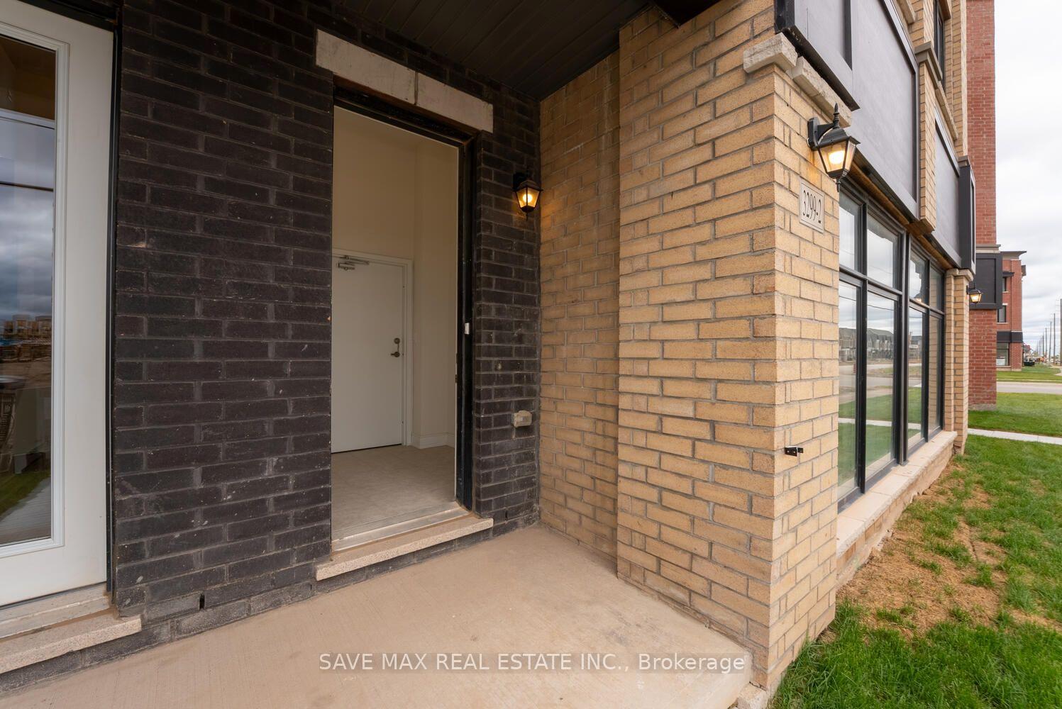 Photo 5 of Unit 2, 3299 Sixth Line, Oakville, Glenorchy — HOMEH