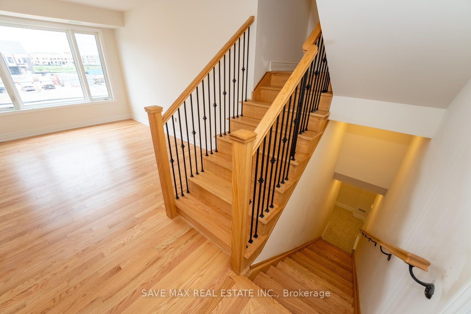 Photo 11 of Unit 2, 3299 Sixth Line, Oakville, Glenorchy — HOMEH