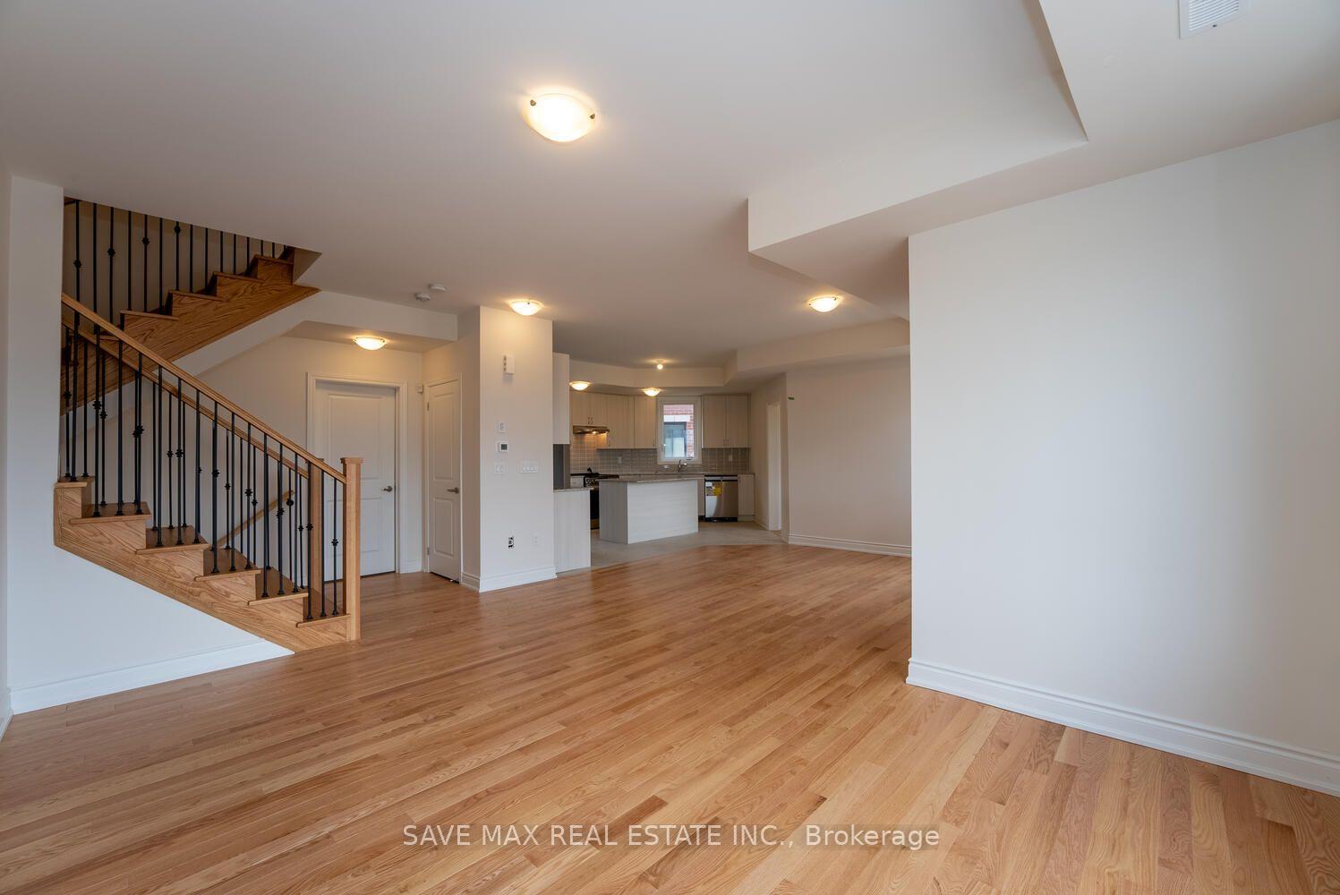 Photo 13 of Unit 2, 3299 Sixth Line, Oakville, Glenorchy — HOMEH