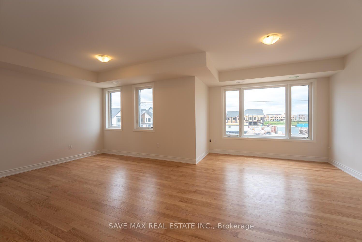 Photo 12 of Unit 2, 3299 Sixth Line, Oakville, Glenorchy — HOMEH