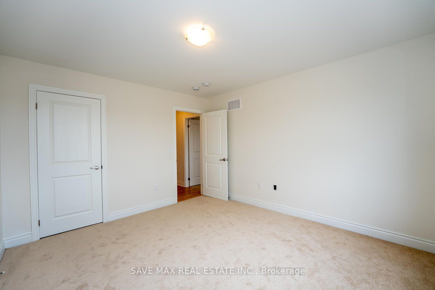 Photo 43 of Unit 2, 3299 Sixth Line, Oakville, Glenorchy — HOMEH