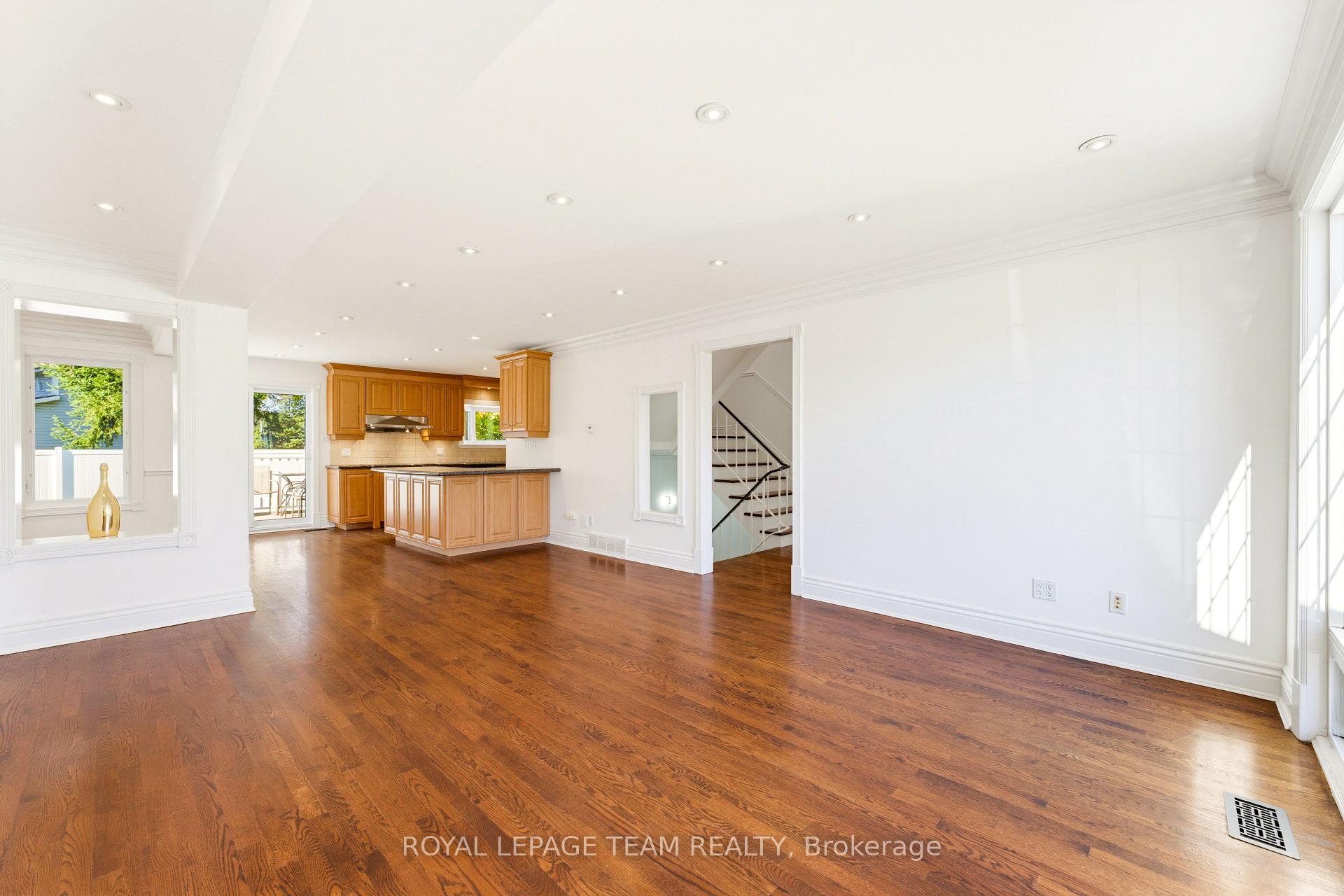 Photo 16 of 35 Mohawk Crescent, Ottawa, Bruce Farm/Graham Park/Qualicum/Bellands — HOMEH