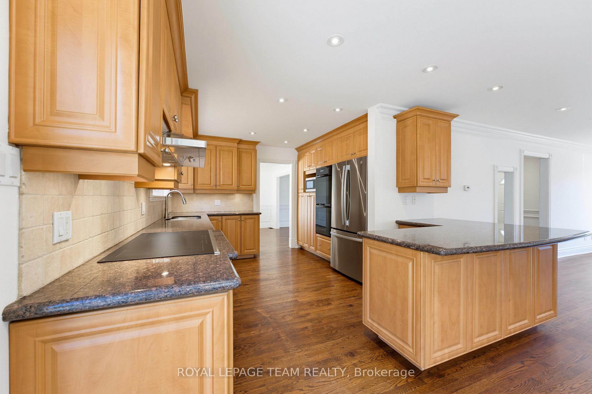 Photo 20 of 35 Mohawk Crescent, Ottawa, Bruce Farm/Graham Park/Qualicum/Bellands — HOMEH
