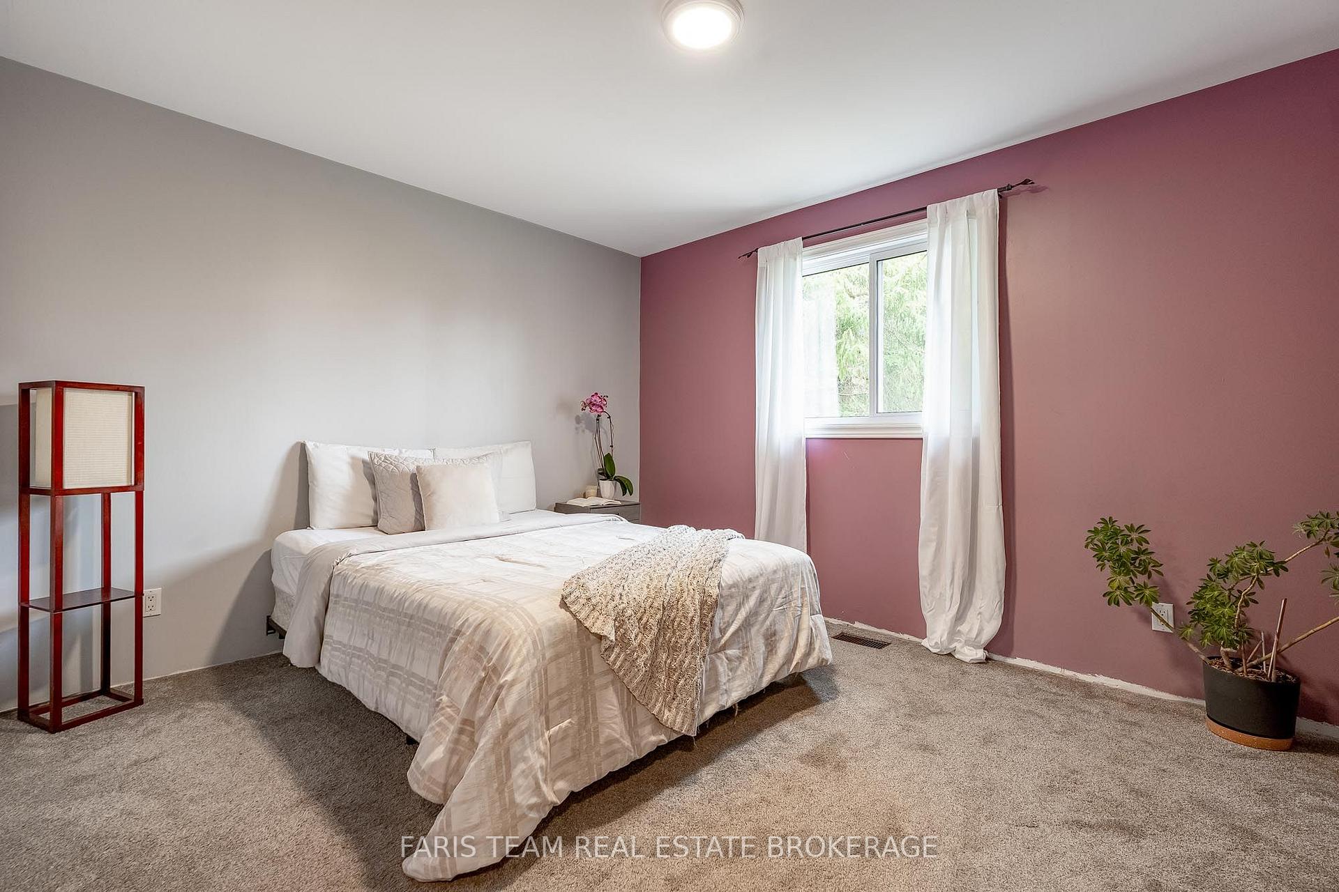 Photo 11 of 42 Dancy Drive, Orillia — HOMEH